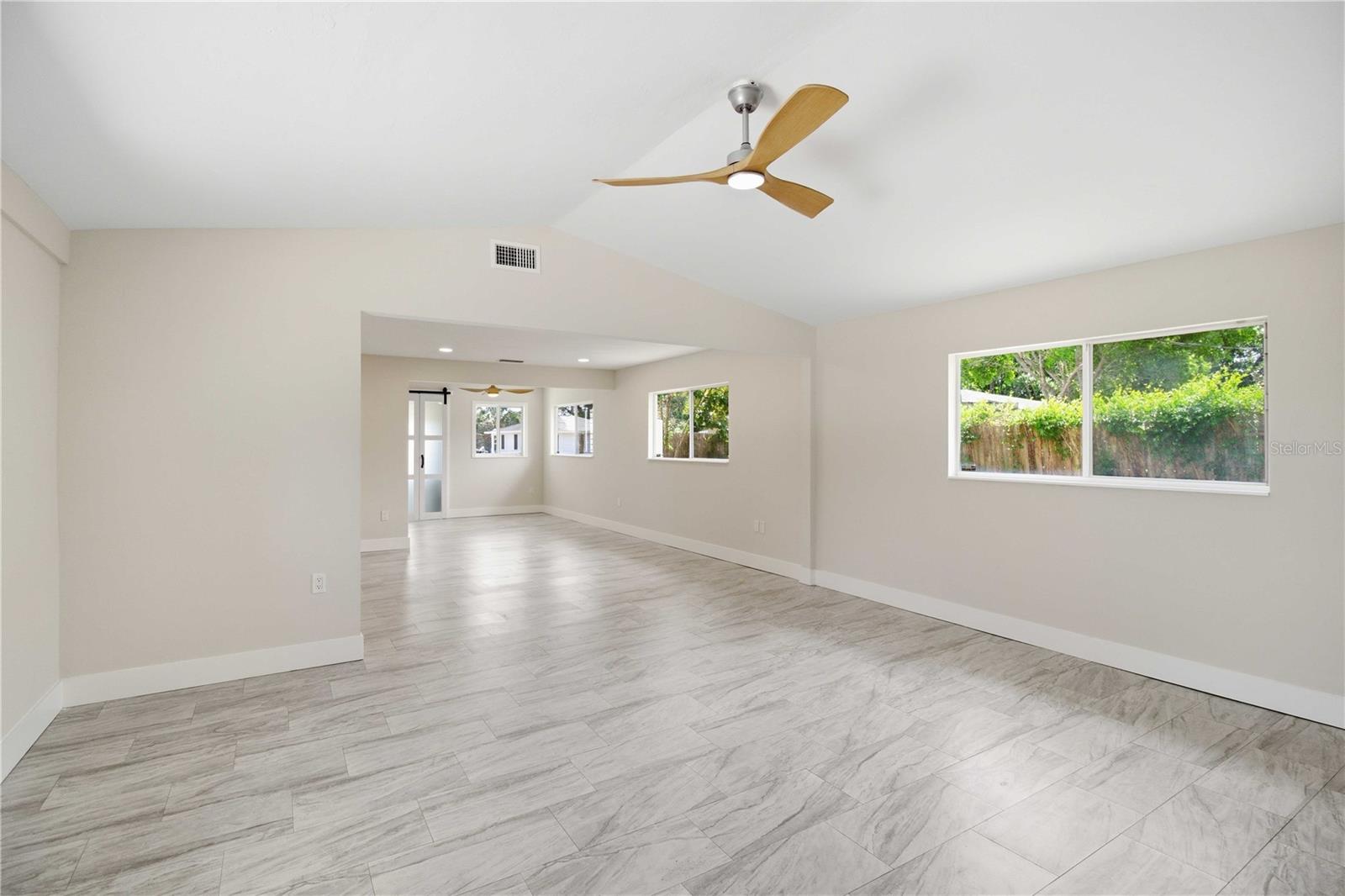 2816 Michigan, Sarasota, FL 34237