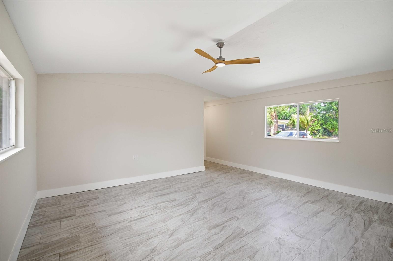 2816 Michigan, Sarasota, FL 34237
