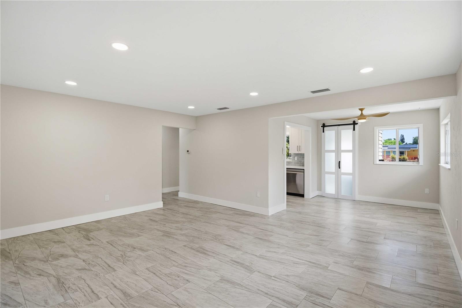 2816 Michigan, Sarasota, FL 34237