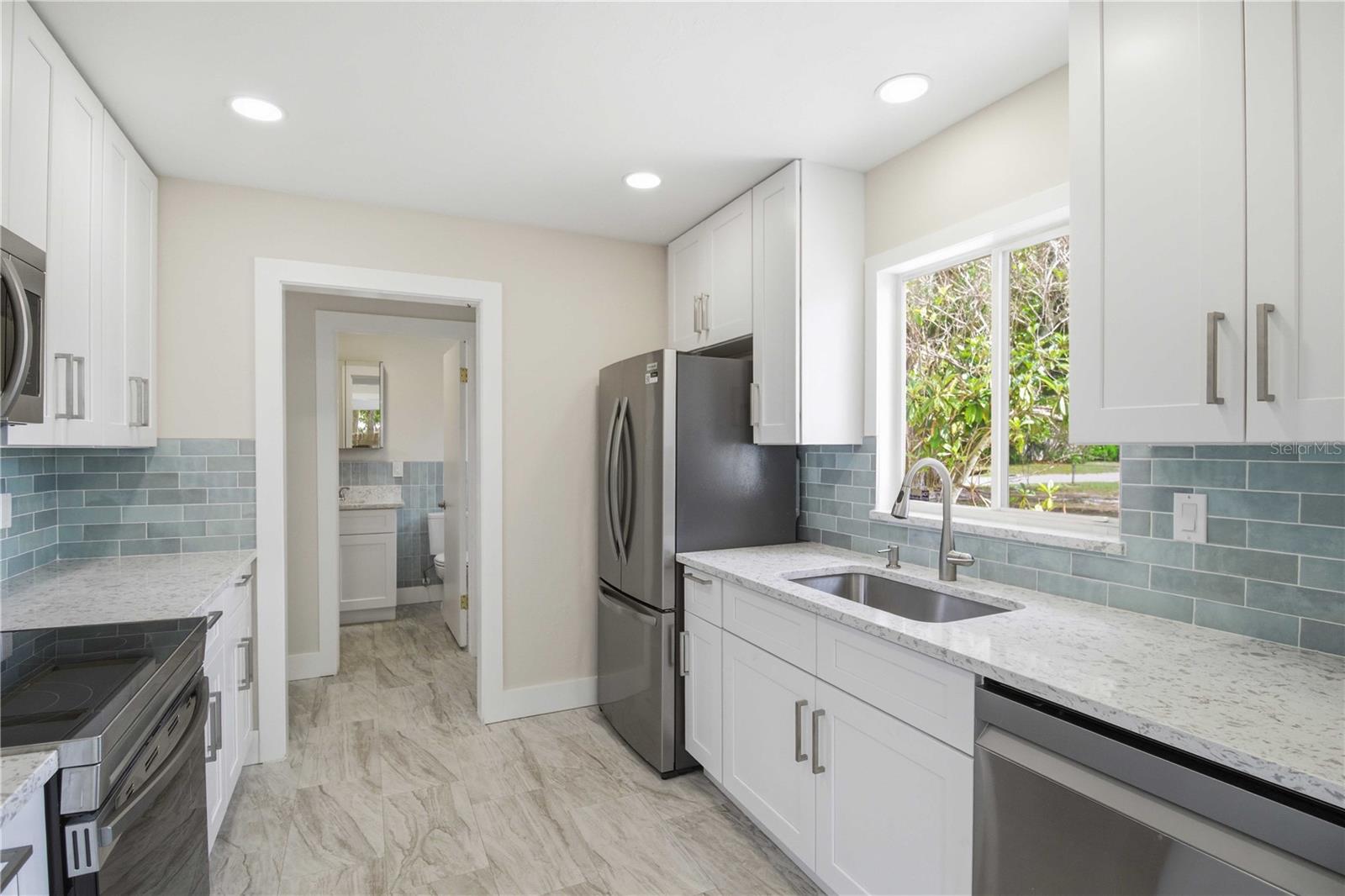 2816 Michigan, Sarasota, FL 34237