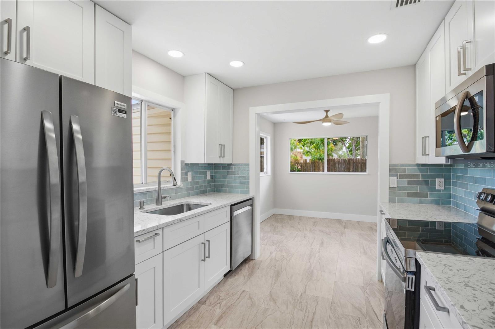 2816 Michigan, Sarasota, FL 34237