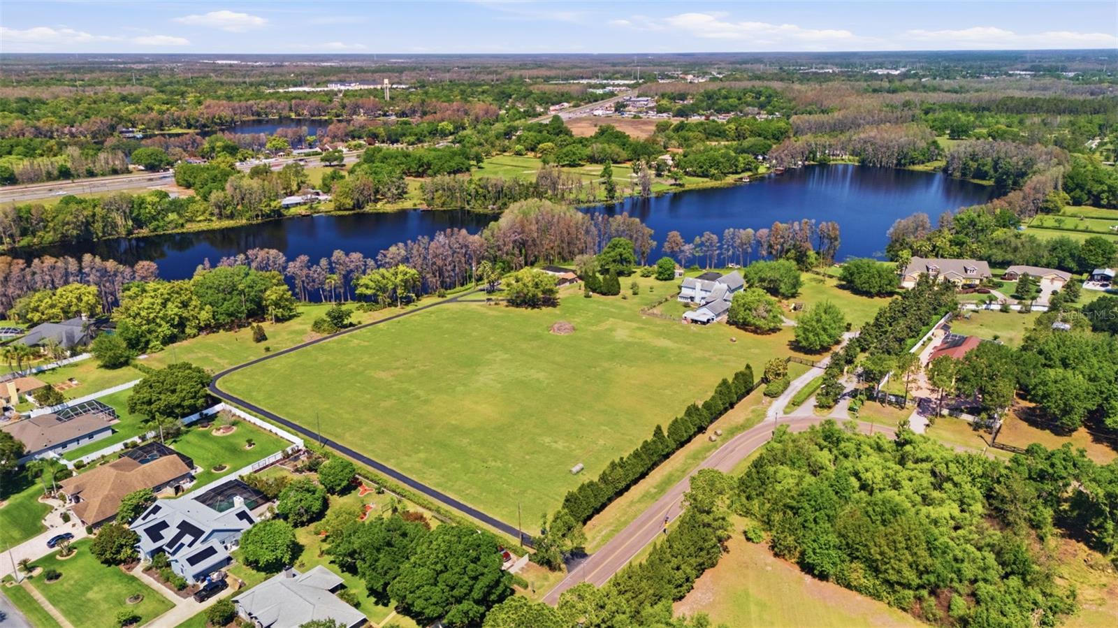 820 Newberger, Lutz, FL 33549