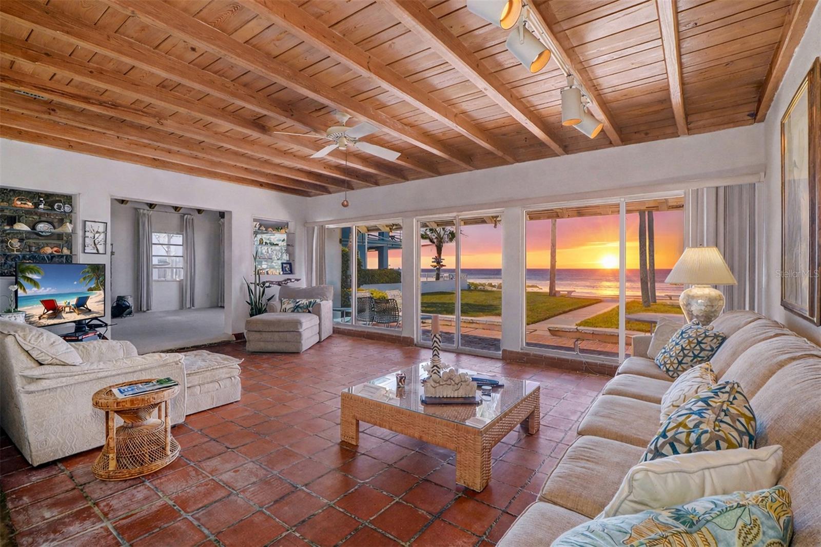 18206 Sunset, Redington Shores, FL 33708