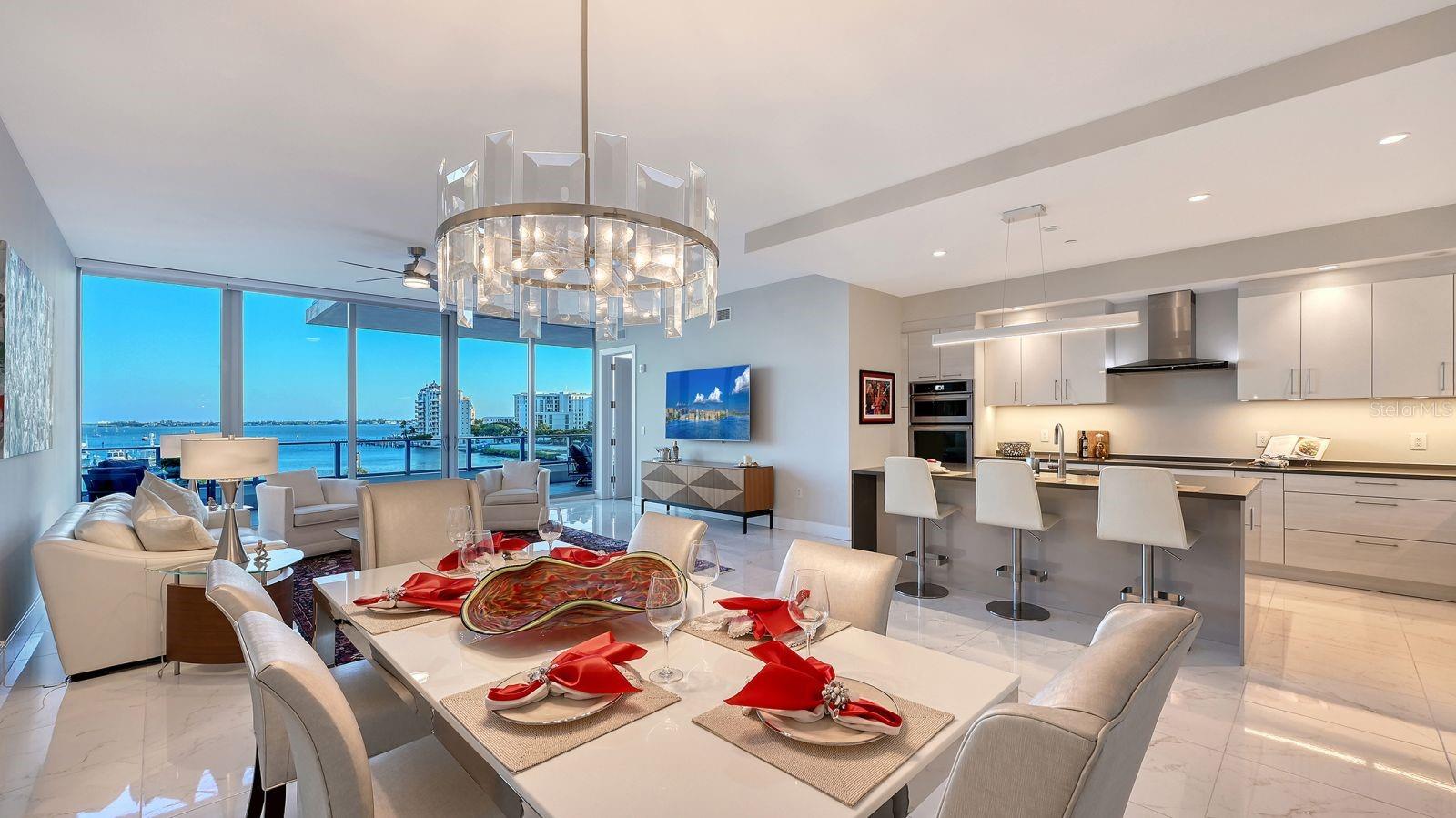 1155 Gulfstream Unit 401, Sarasota, FL 34236