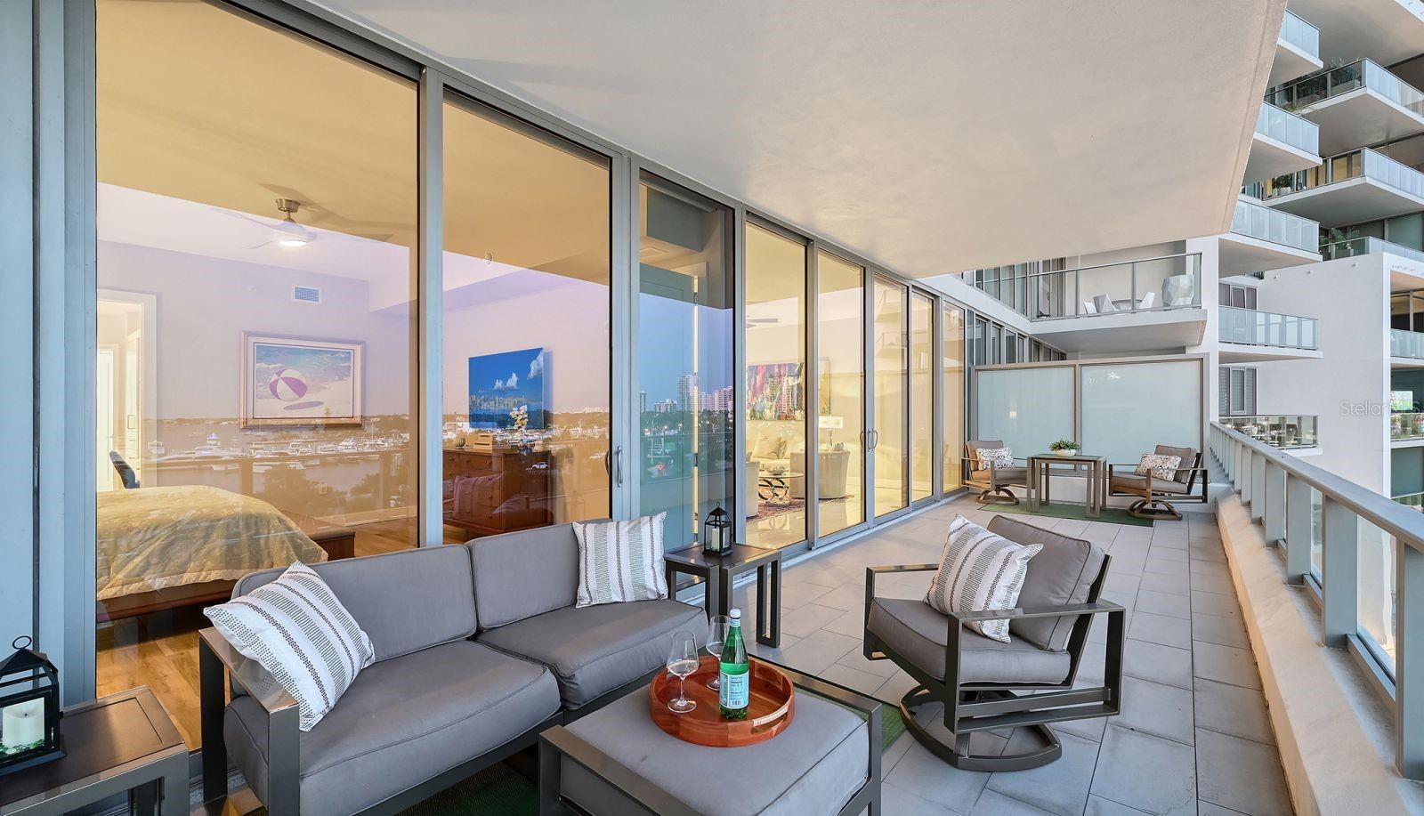 1155 Gulfstream Unit 401, Sarasota, FL 34236