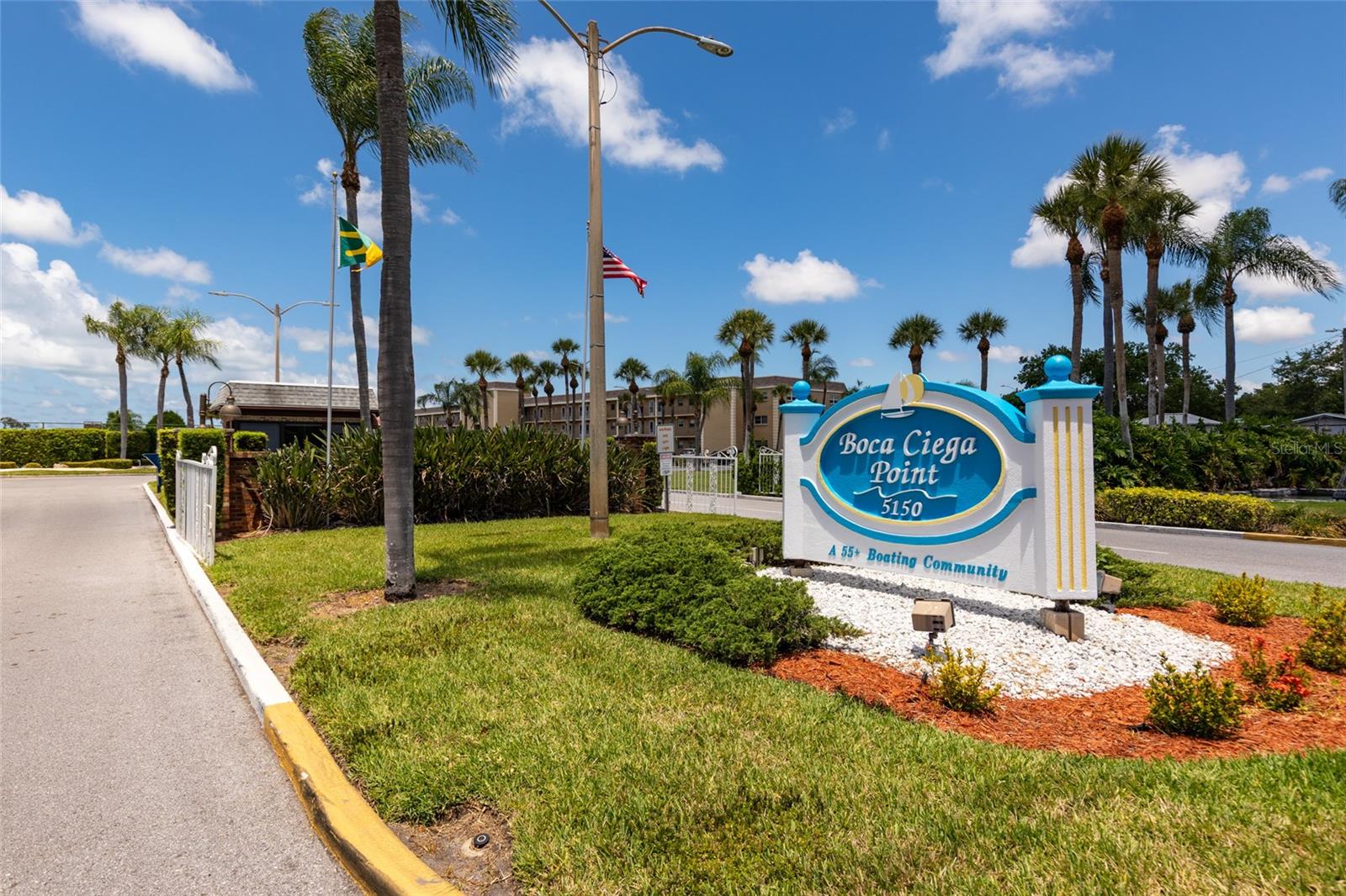 1 Boca Ciega Point Unit 204, St Petersburg, FL 33708