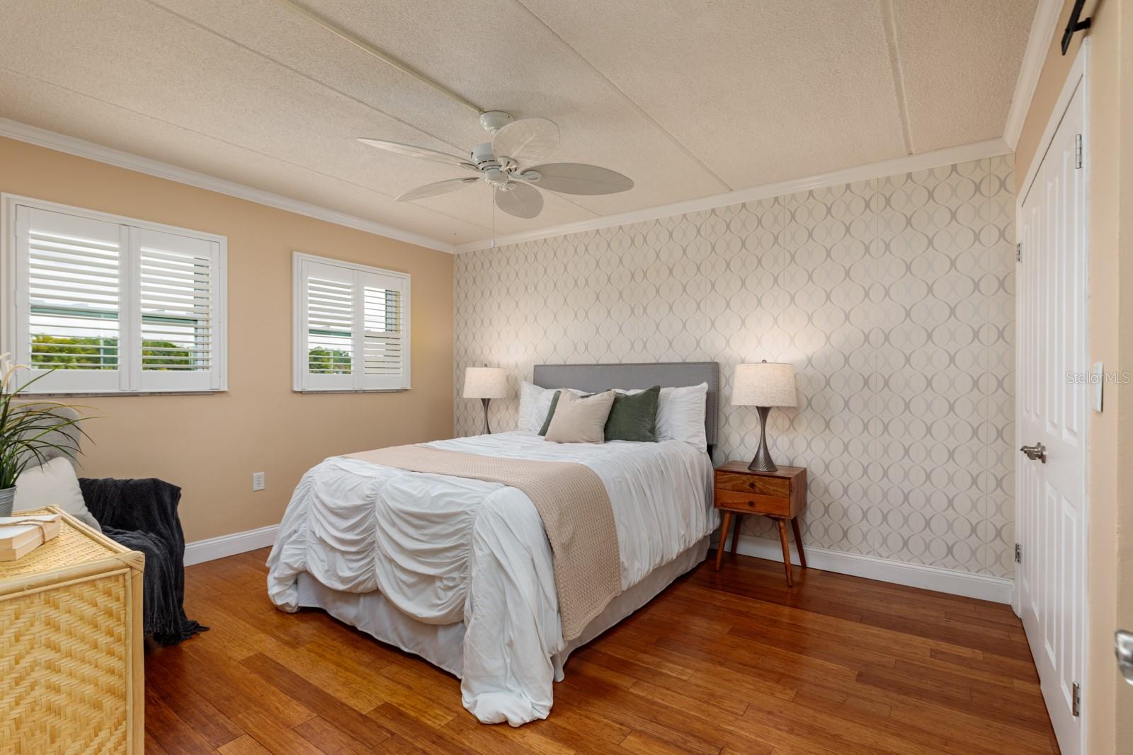 1 Boca Ciega Point Unit 204, St Petersburg, FL 33708
