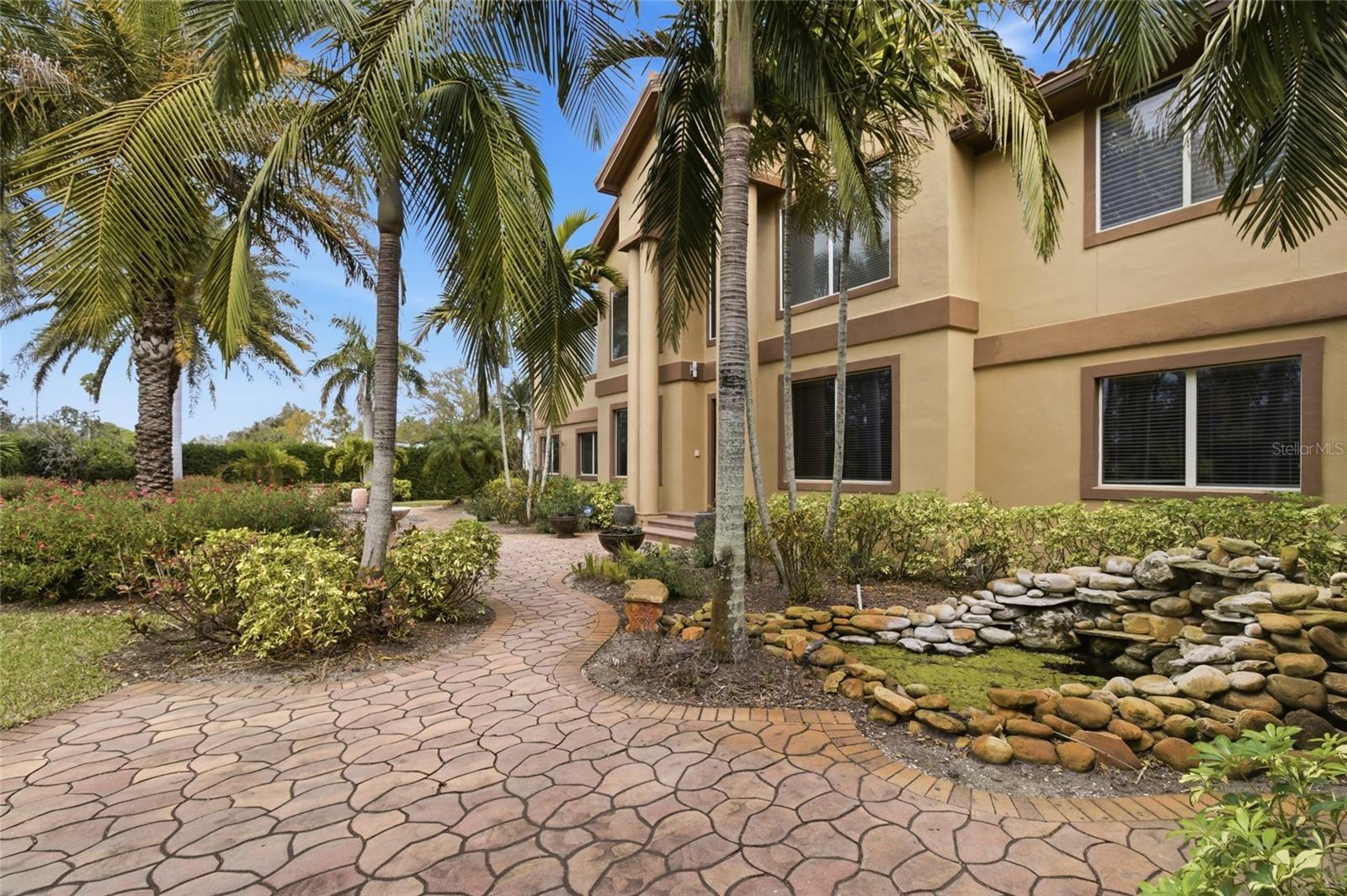 303 Sunny, Belleair, FL 33756