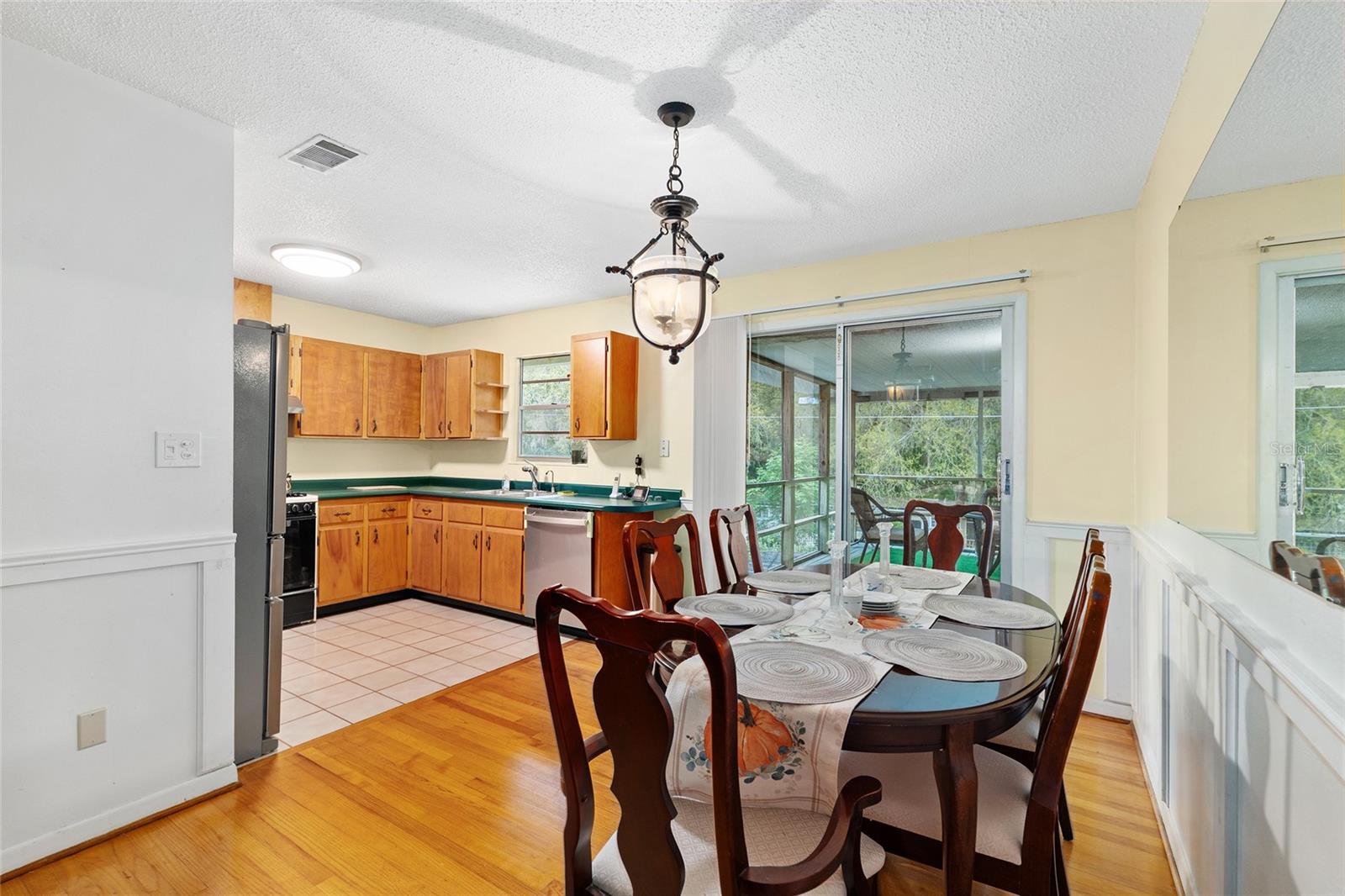 505 37th, Gainesville, FL 32609