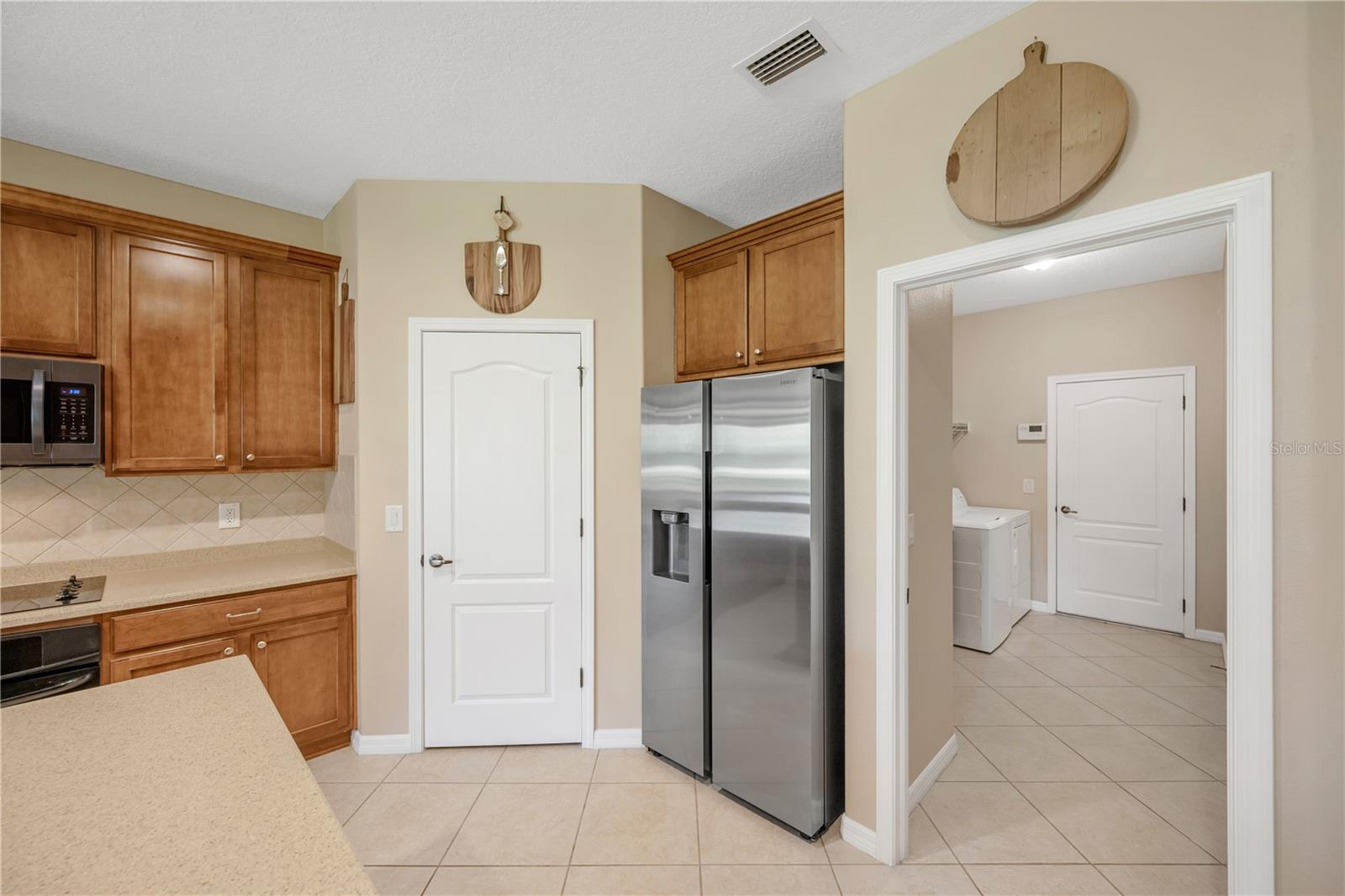 9313 Lisbon, Seffner, FL 33584