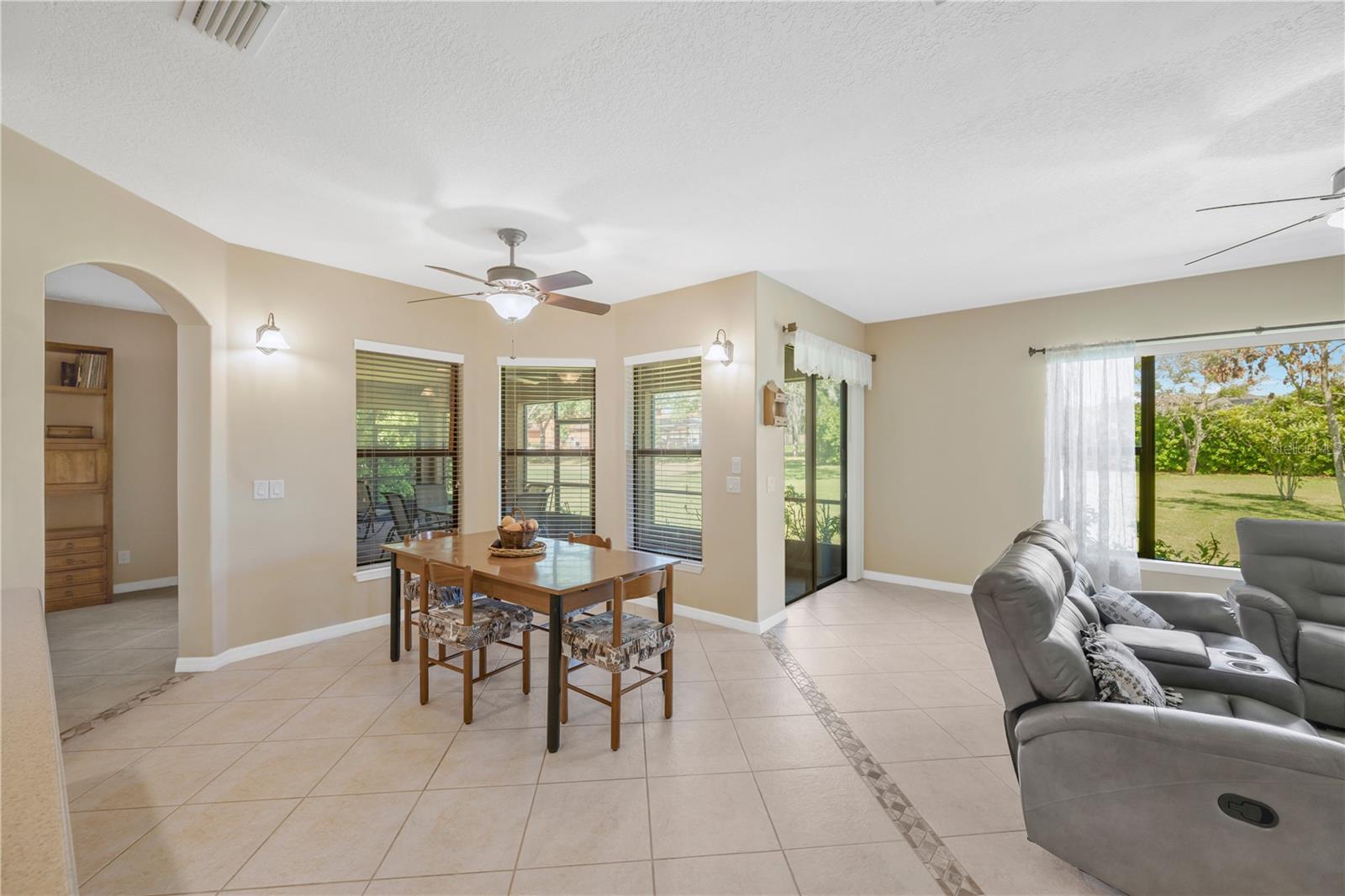 9313 Lisbon, Seffner, FL 33584