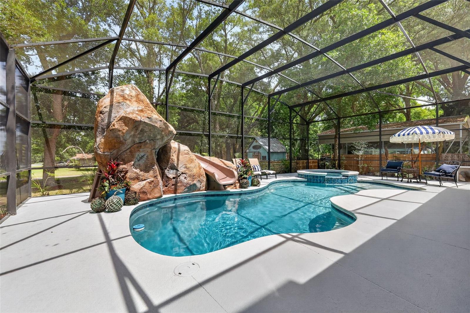 250 Walker, Oakland, FL 34760