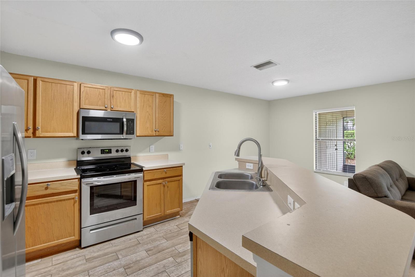 2605 Oleander Lakes, Brandon, FL 33511