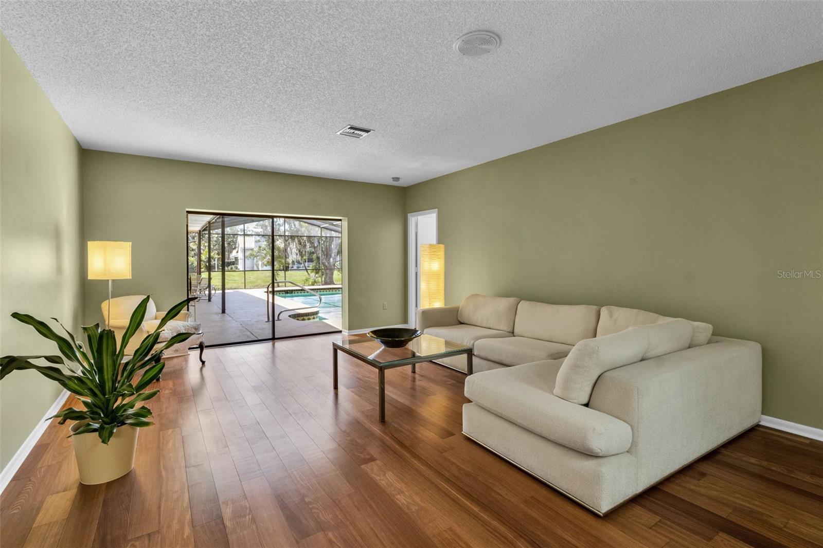 1732 Pine Harrier, Sarasota, FL 34231