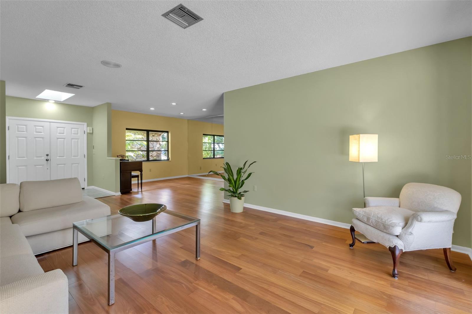 1732 Pine Harrier, Sarasota, FL 34231