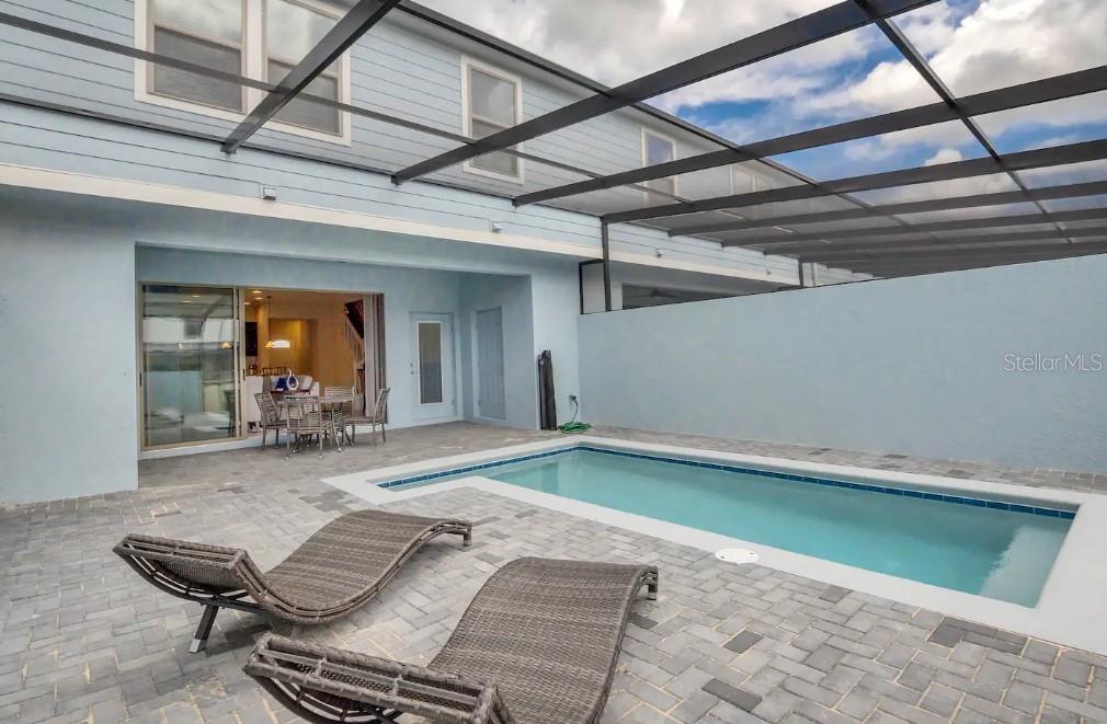 2407 Dubai, Kissimmee, FL 34747