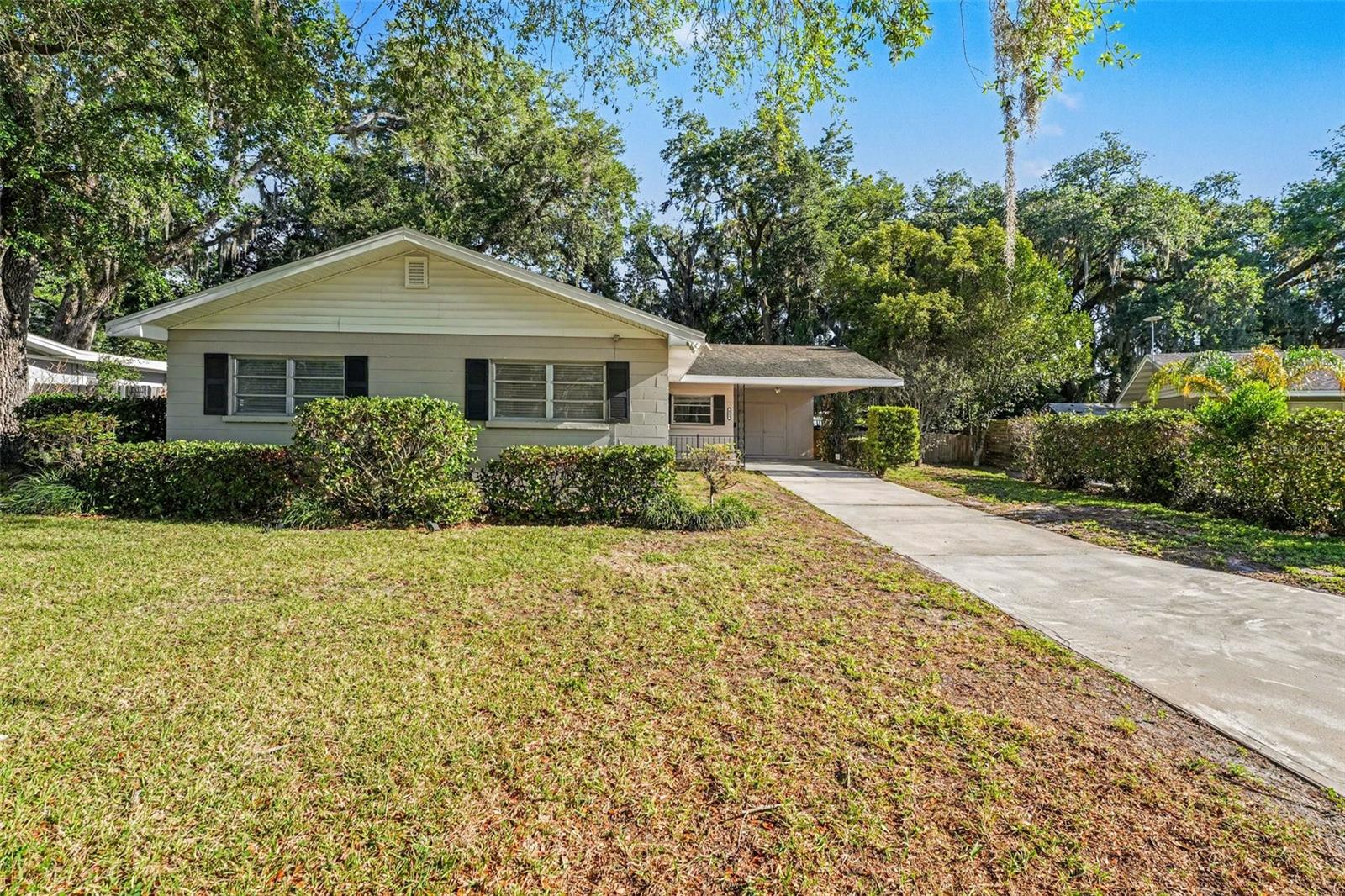 521 Palmeden, Lakeland, FL 33803