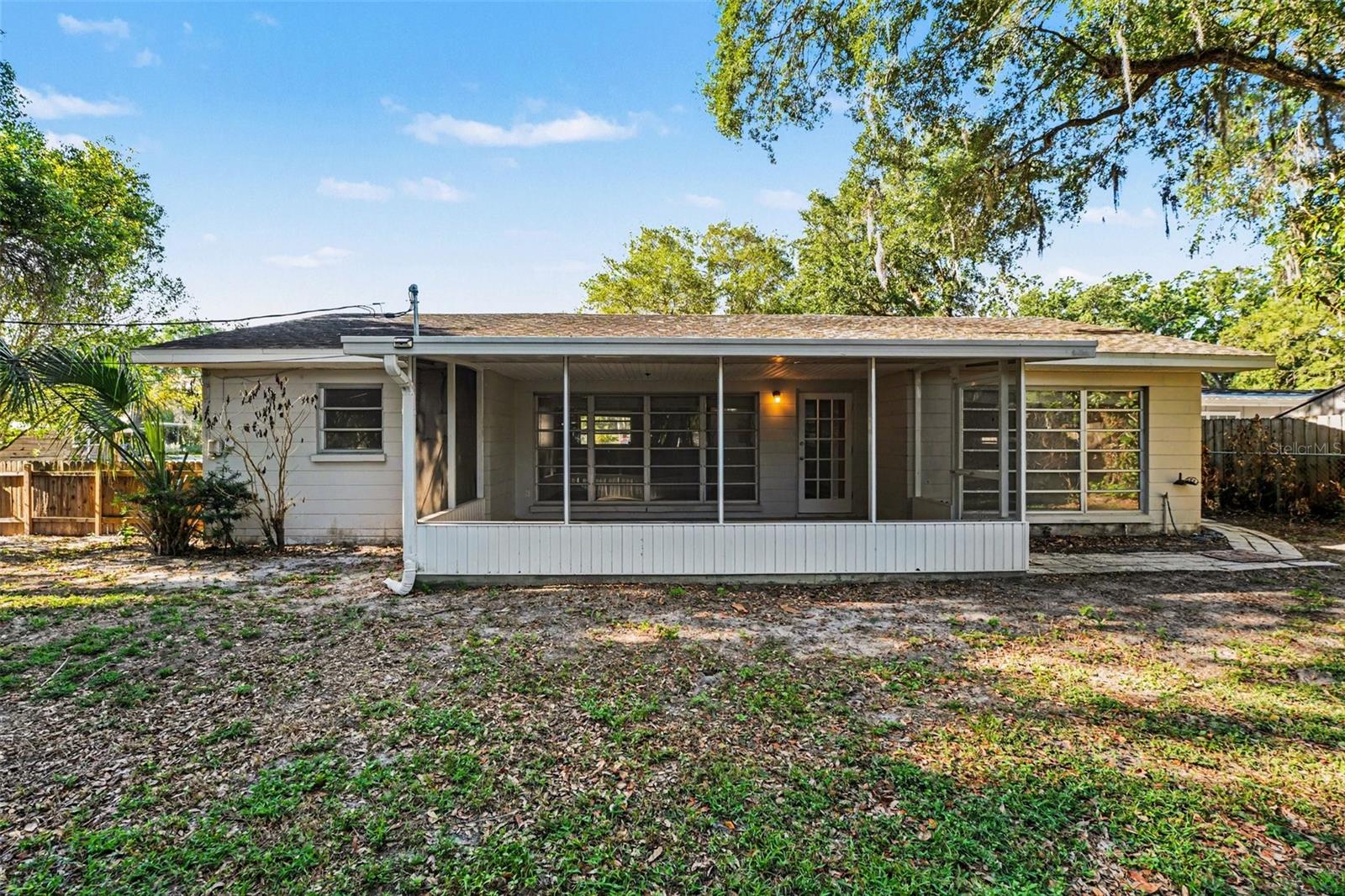 521 Palmeden, Lakeland, FL 33803