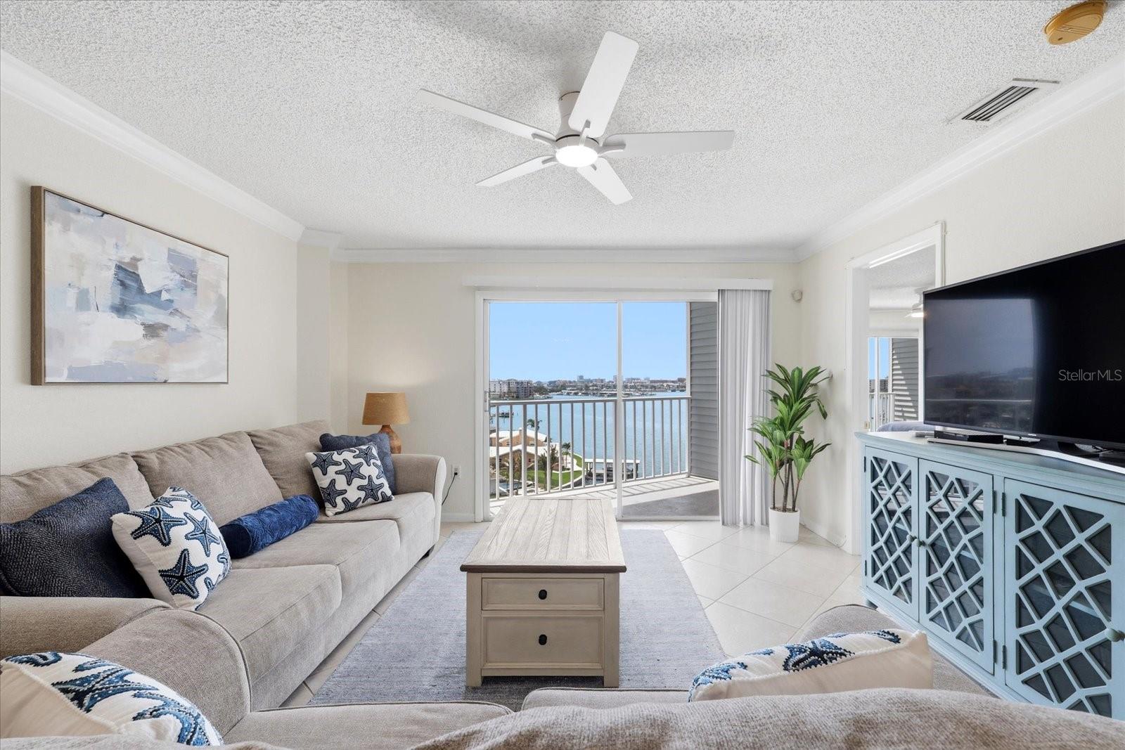 610 Island Unit 607, Clearwater Beach, FL 33767