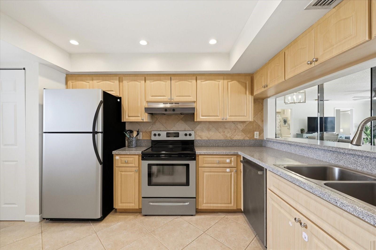 610 Island Unit 607, Clearwater Beach, FL 33767
