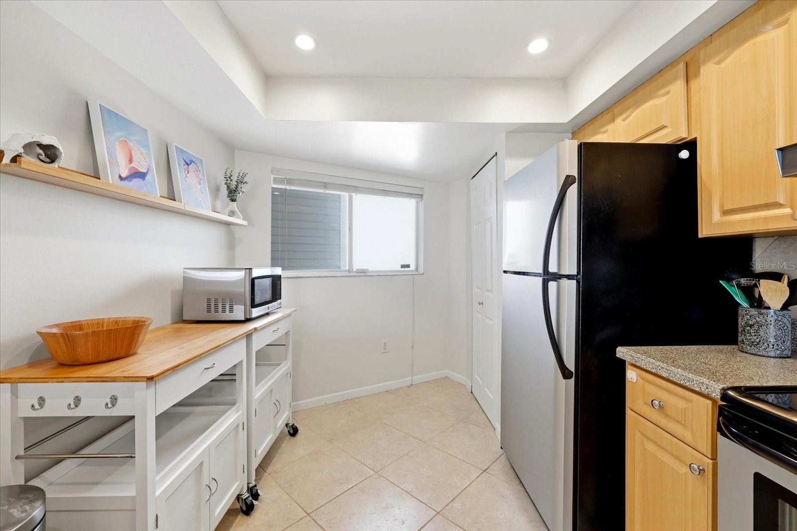 610 Island Unit 607, Clearwater Beach, FL 33767