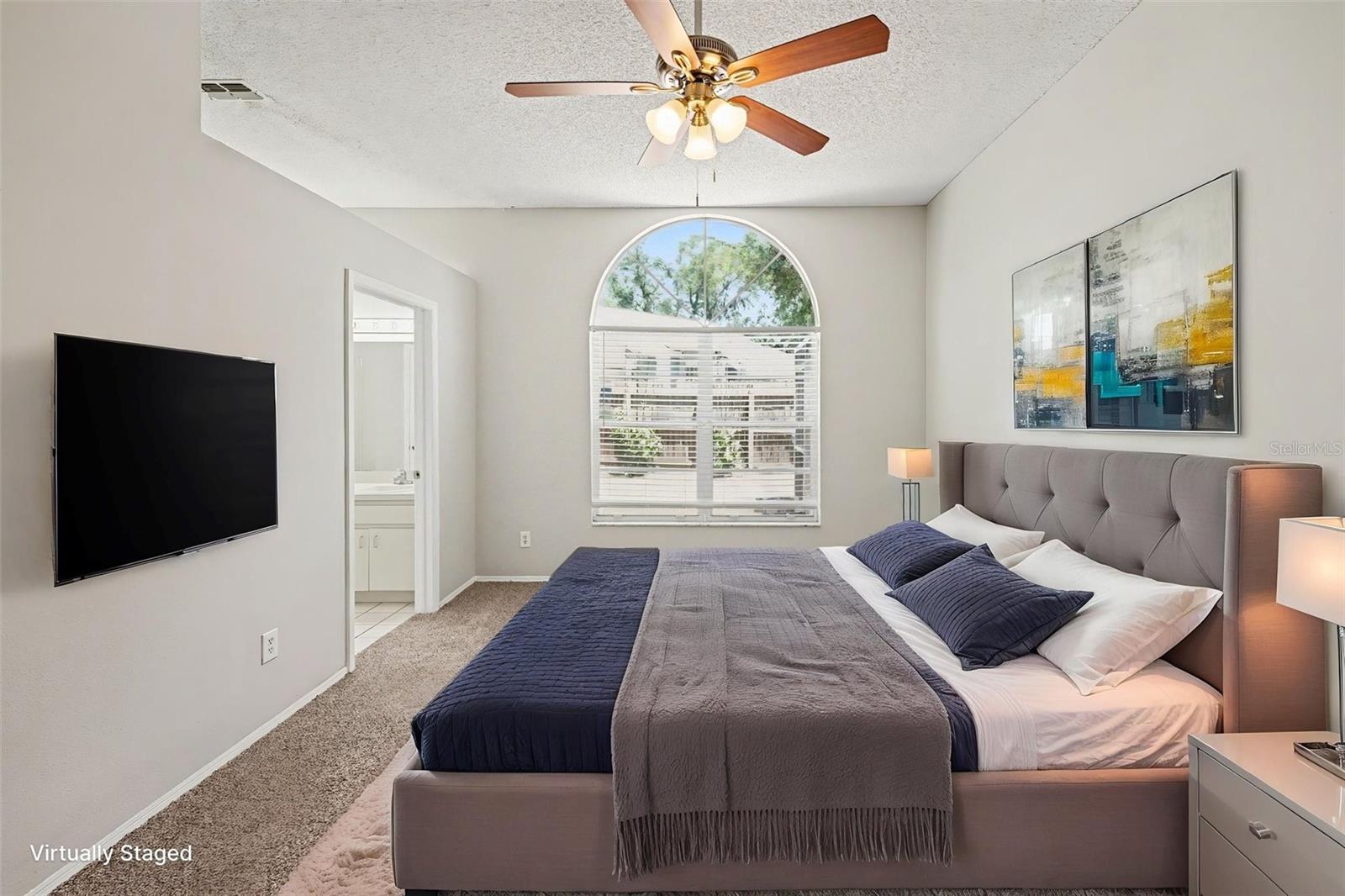8710 Triple Oaks, Temple Terrace, FL 33637