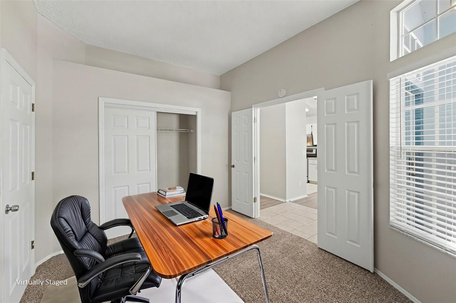 8710 Triple Oaks, Temple Terrace, FL 33637