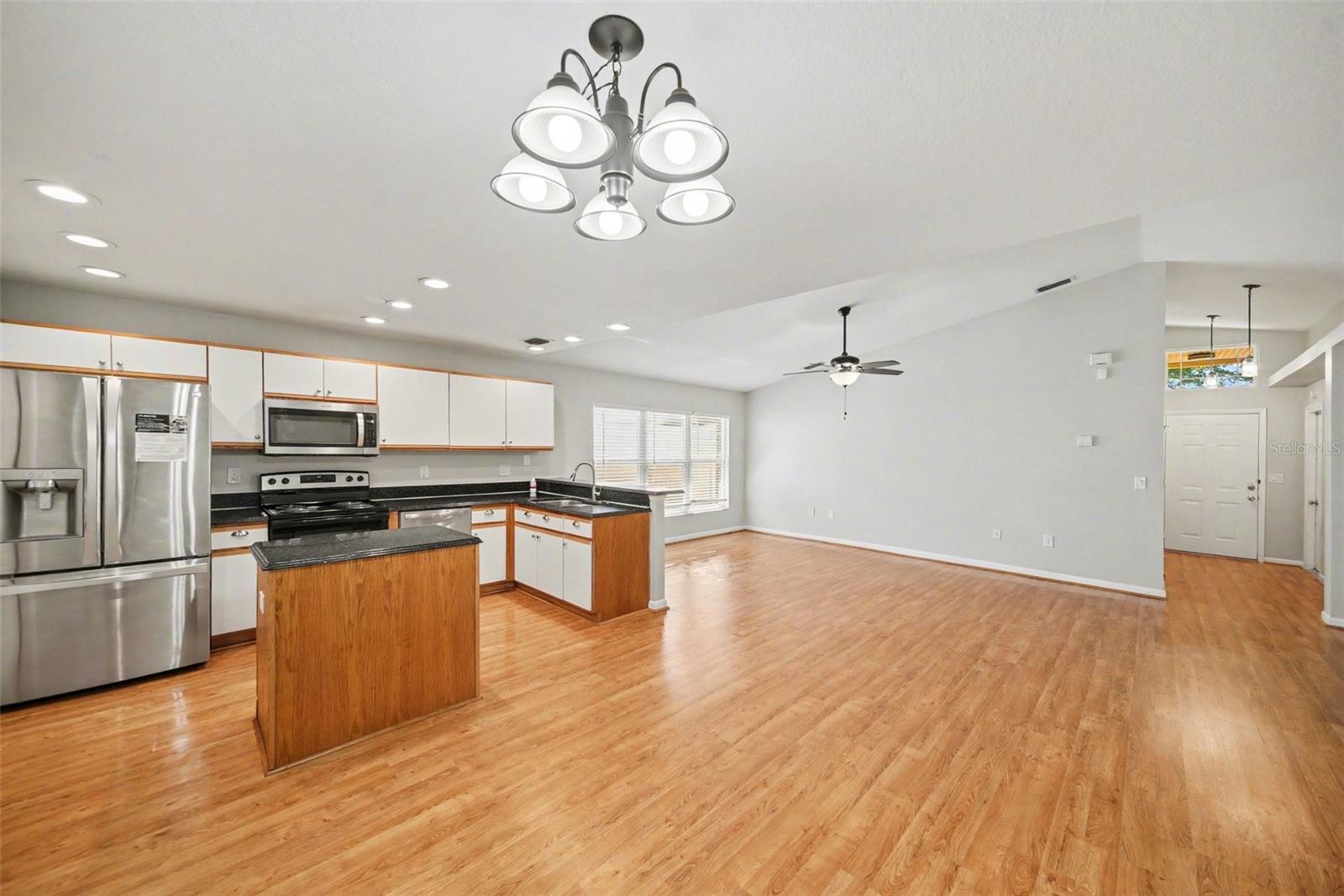 2424 Camden Oaks, Valrico, FL 33594