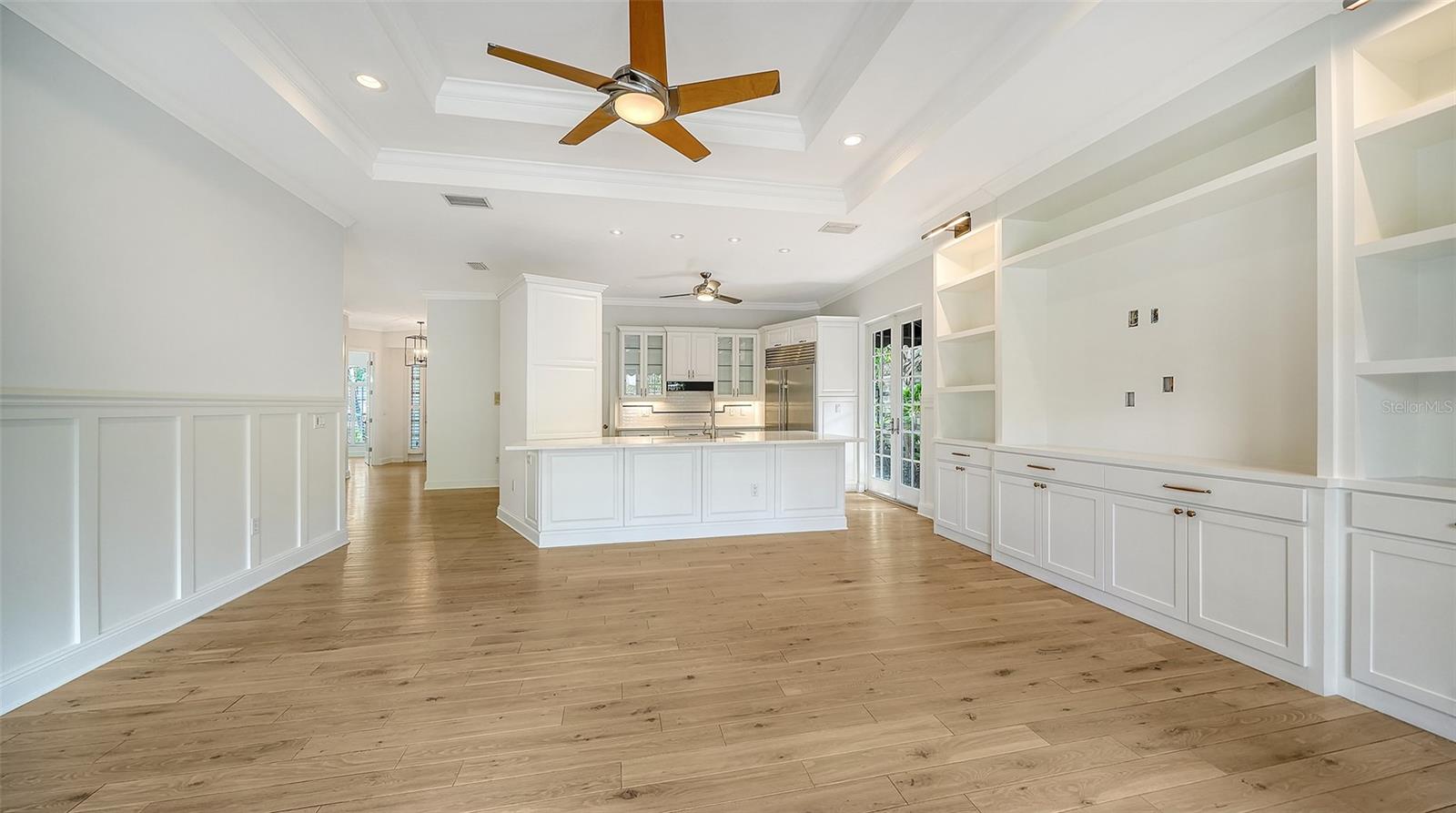 1704 Fortuna, Sarasota, FL 34239