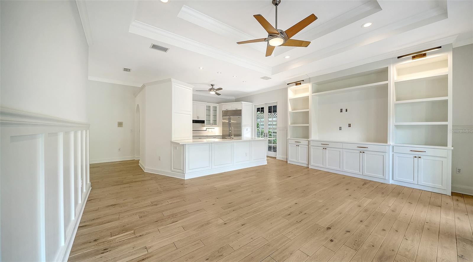 1704 Fortuna, Sarasota, FL 34239