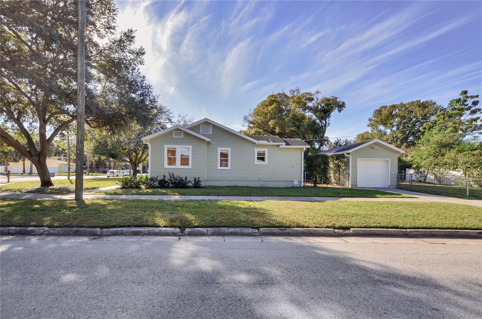301 Audubon, Tampa, FL 33609
