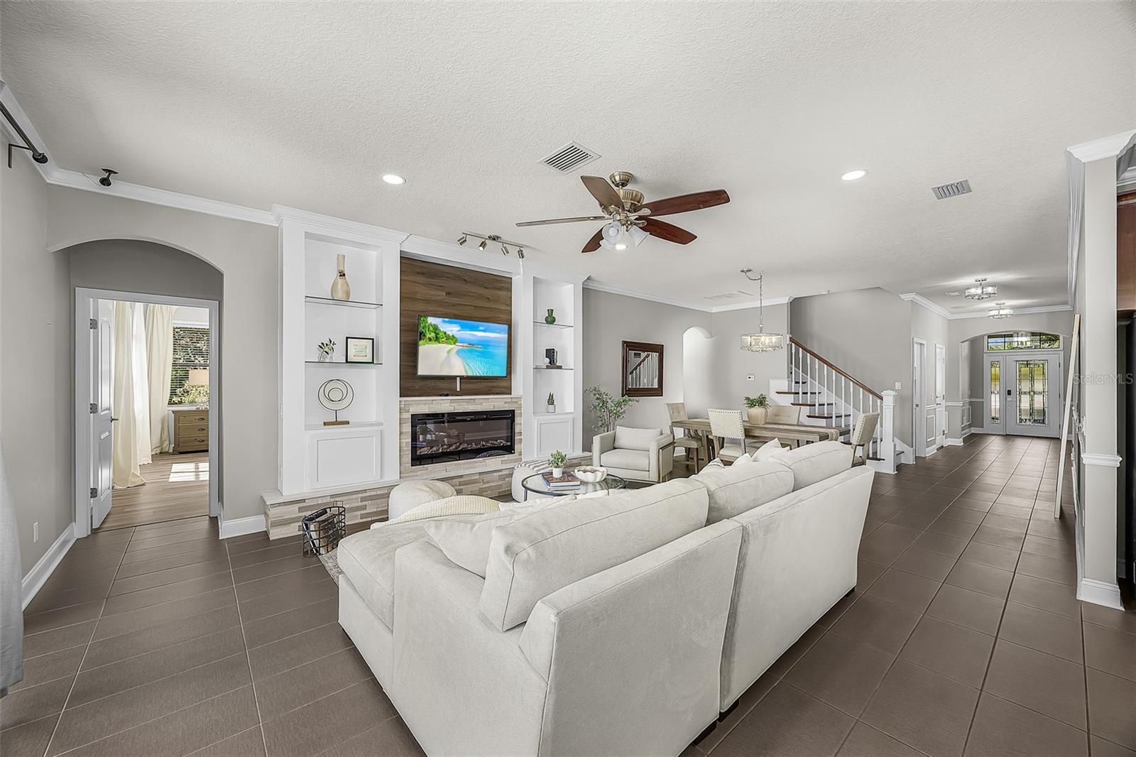 835 129th, Bradenton, FL 34212