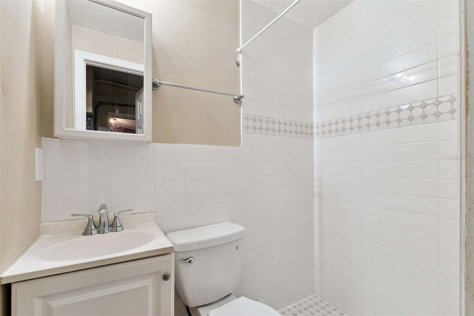 6204 Oakcrest, Orlando, FL 32808