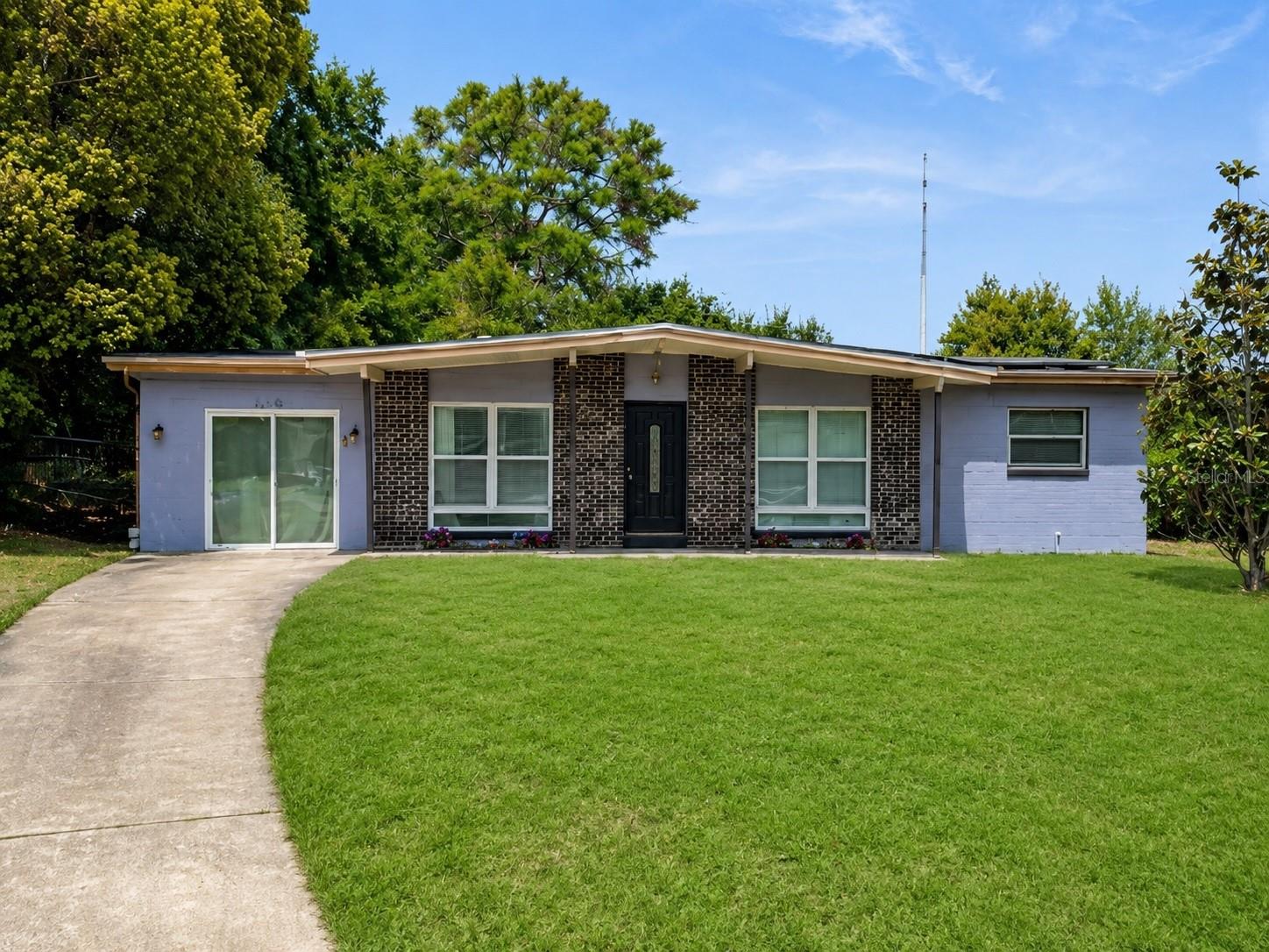 6204 Oakcrest, Orlando, FL 32808