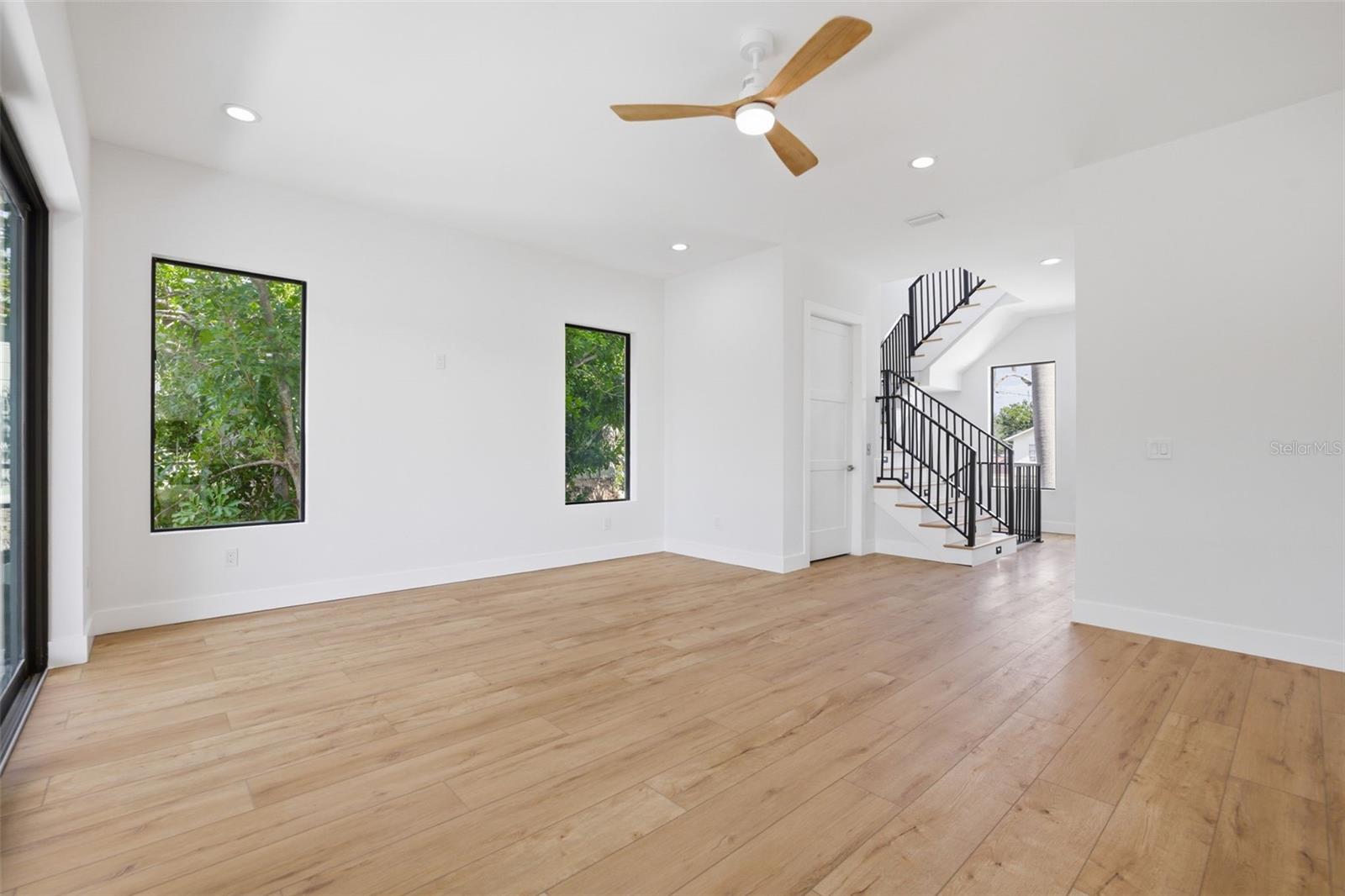1943 Shore Acres, St Petersburg, FL 33703