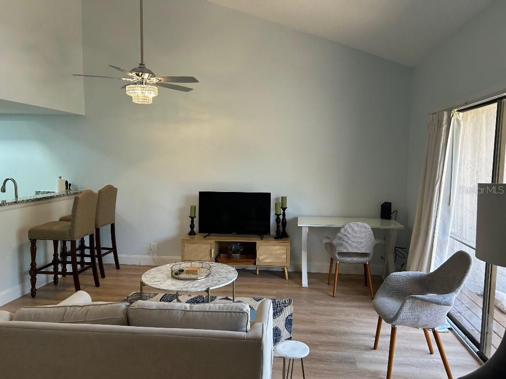 321 Bobby Jones Unit 321, Sarasota, FL 34232
