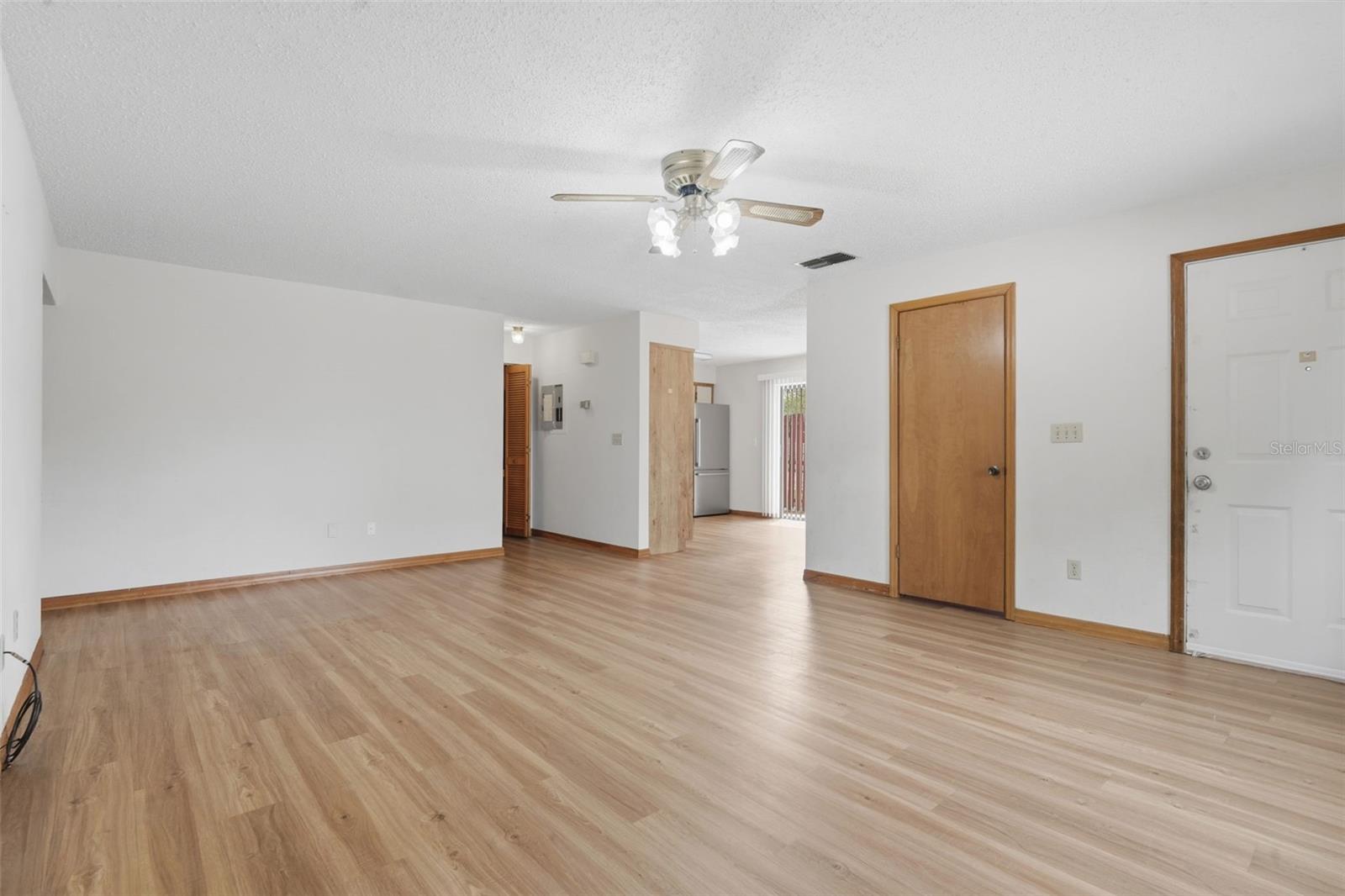 910 Big Tree Unit 202, South Daytona, FL 32119