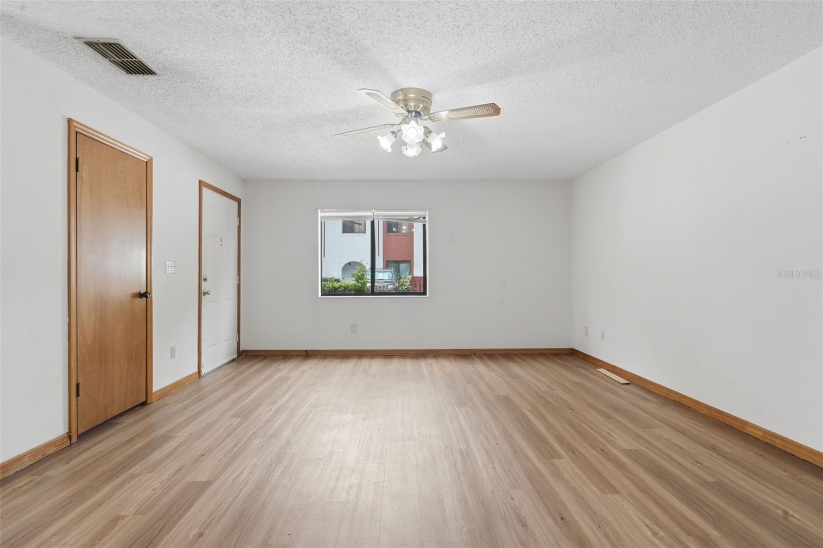 910 Big Tree Unit 202, South Daytona, FL 32119