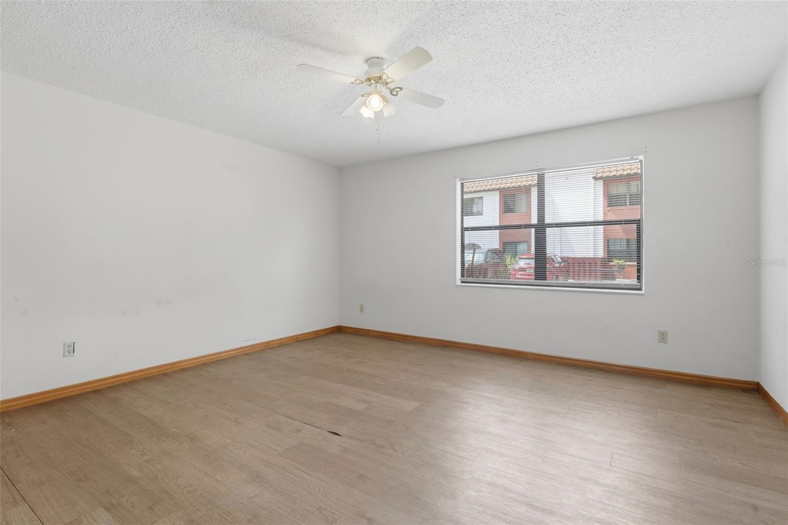 910 Big Tree Unit 202, South Daytona, FL 32119