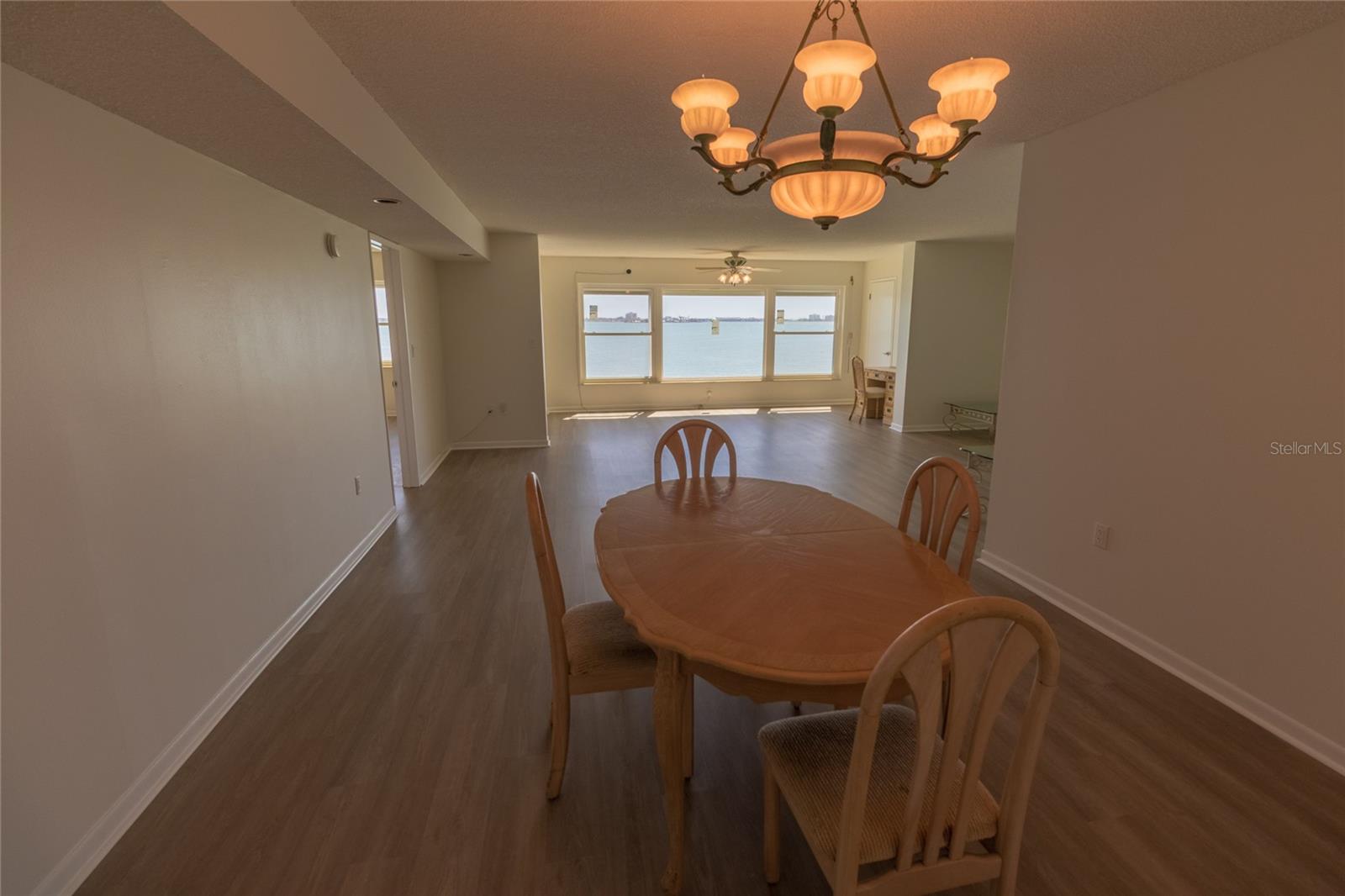 5980 Shore Unit 405, Gulfport, FL 33707