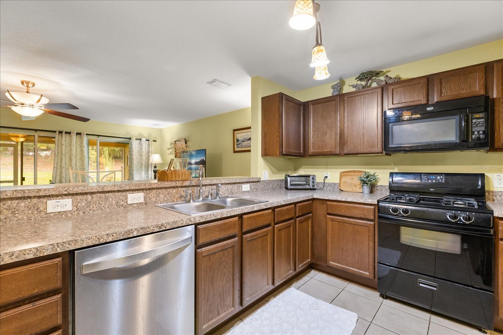 26921 White Plains, Leesburg, FL 34748