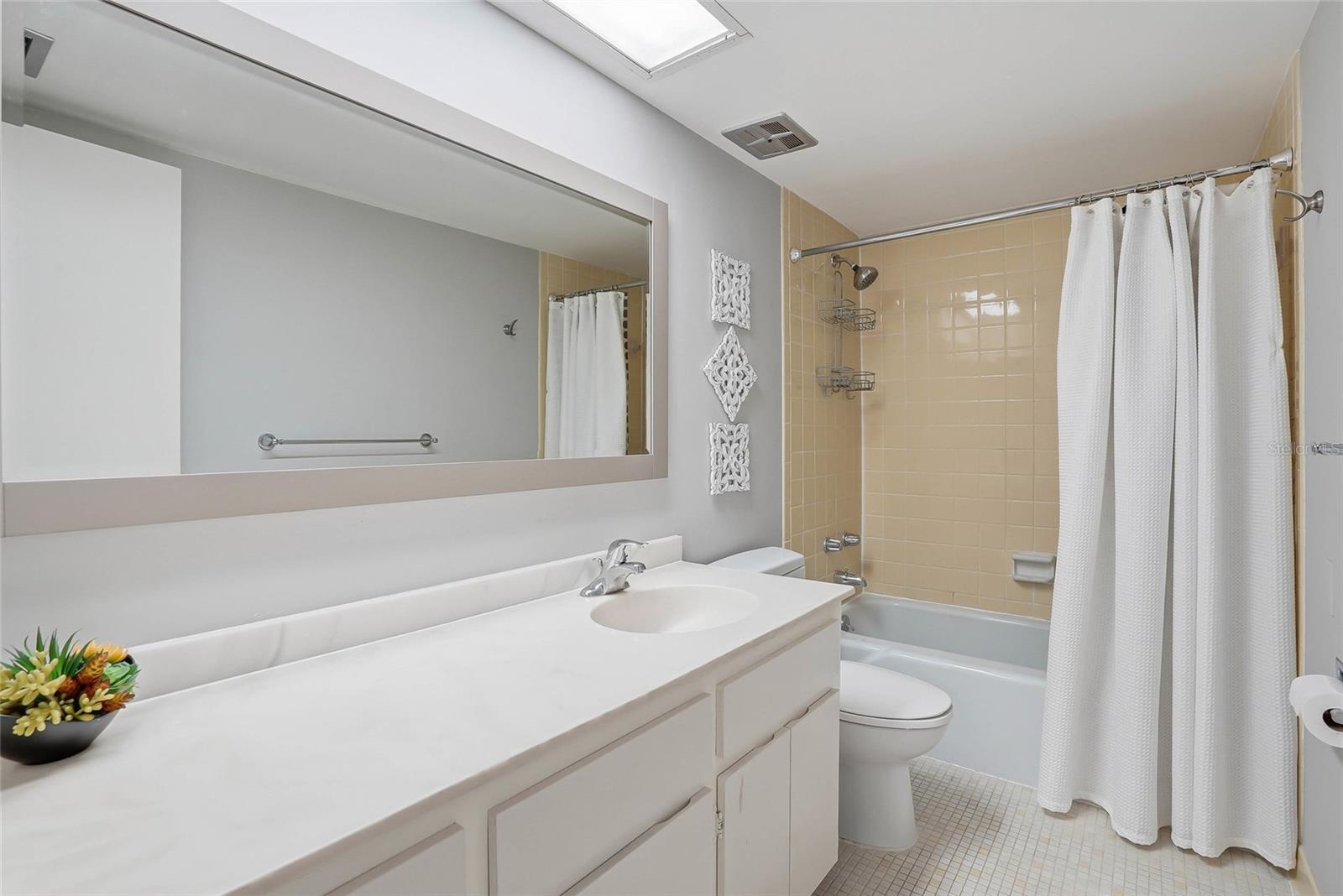 420 64th Unit 602, St Pete Beach, FL 33706
