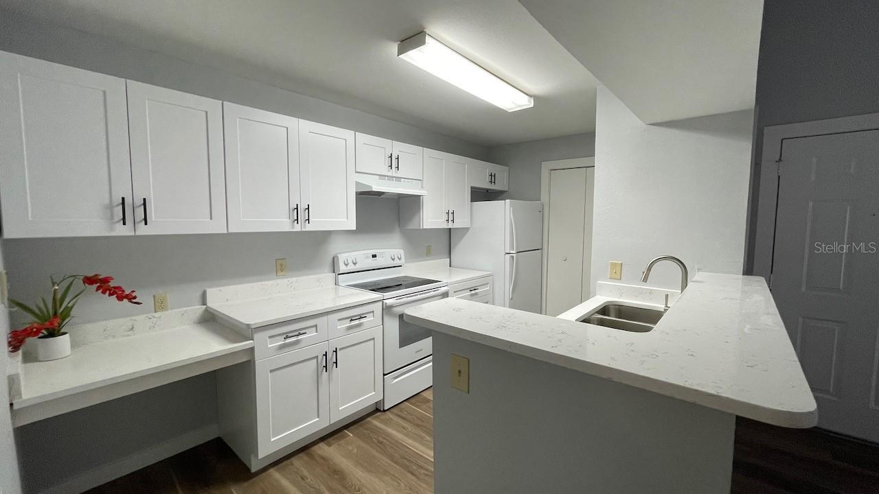 4225 Thornbriar Unit 201, Orlando, FL 32822