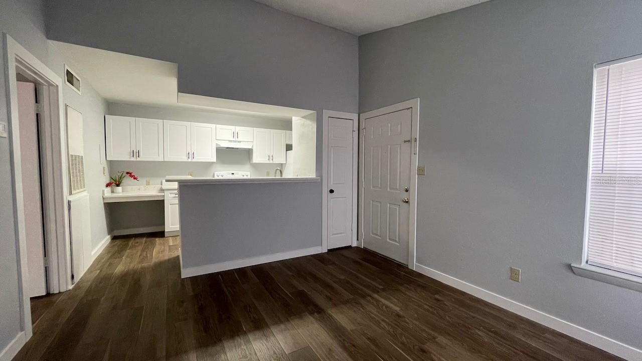 4225 Thornbriar Unit 201, Orlando, FL 32822