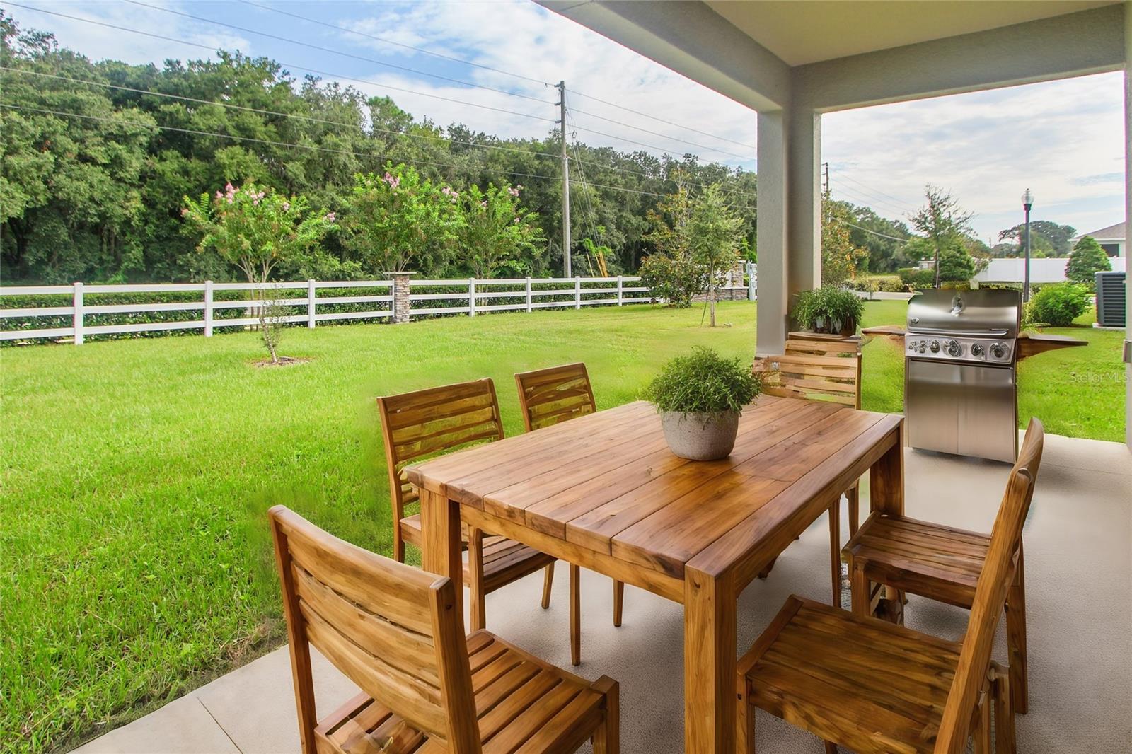 5208 Meadow Song, Okahumpka, FL 34762