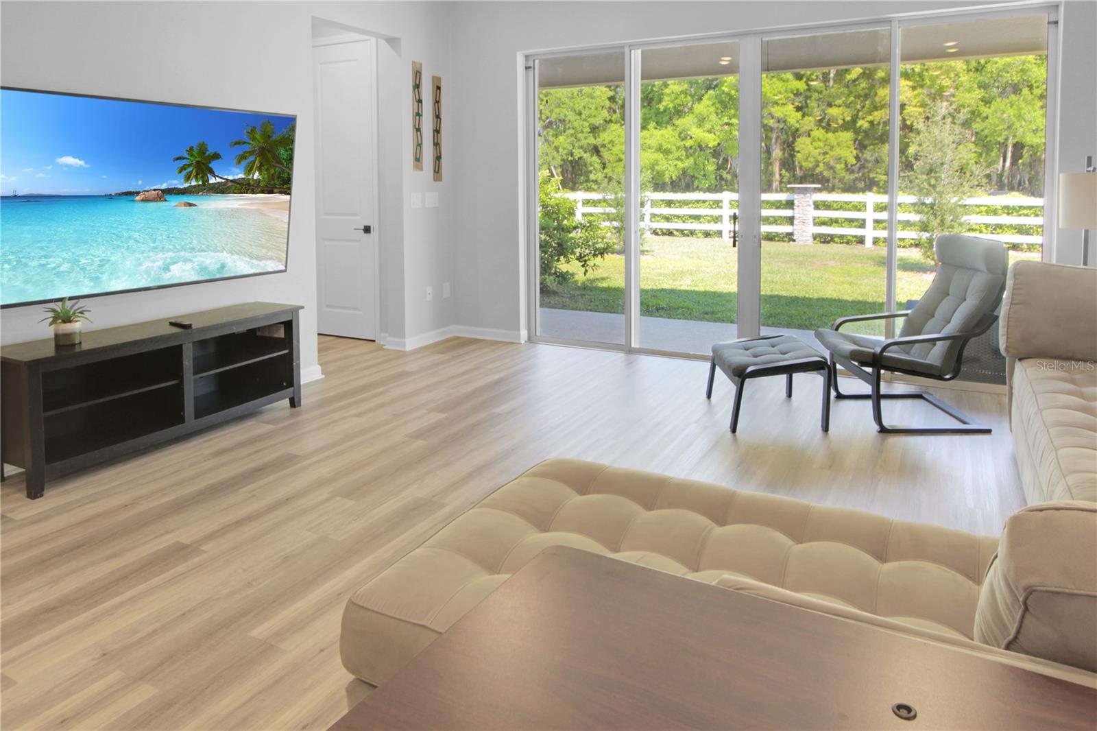 5208 Meadow Song, Okahumpka, FL 34762