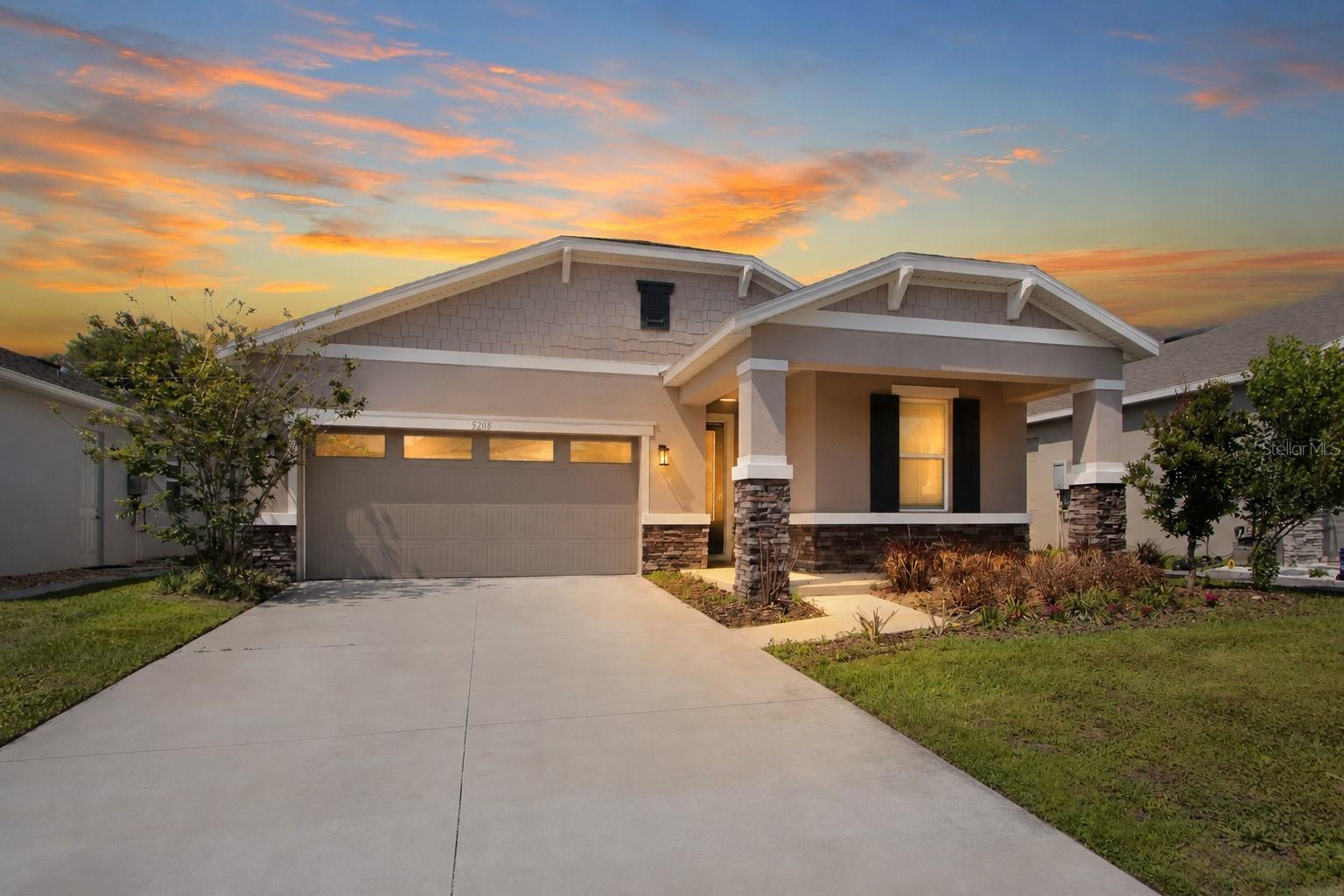 5208 Meadow Song, Okahumpka, FL 34762