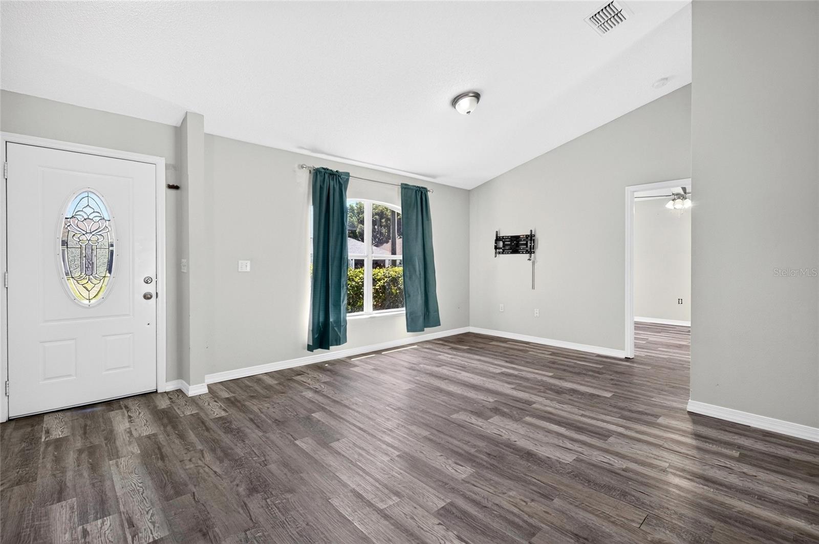 718 Toulon, Kissimmee, FL 34759