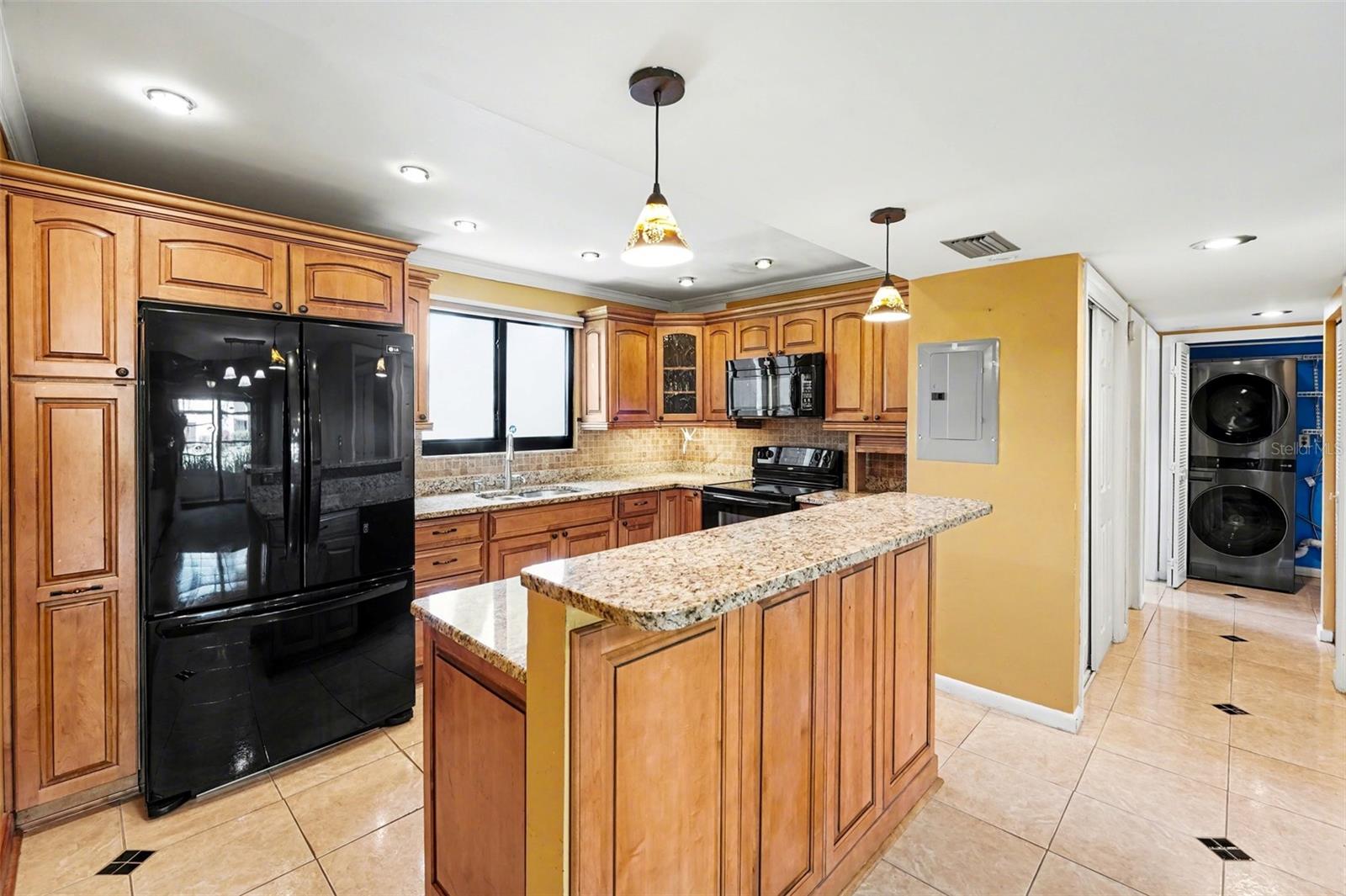 10755 Village Club Unit 101, St Petersburg, FL 33716