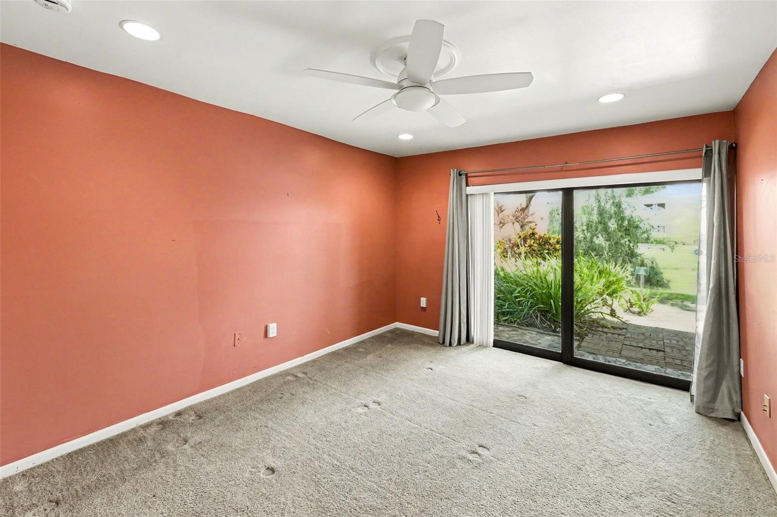 10755 Village Club Unit 101, St Petersburg, FL 33716
